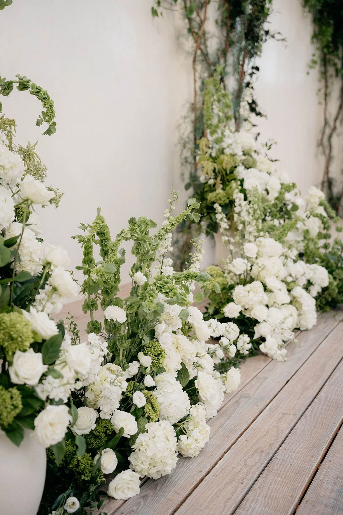 side-view-white-green-ground-floral-installation.JPG