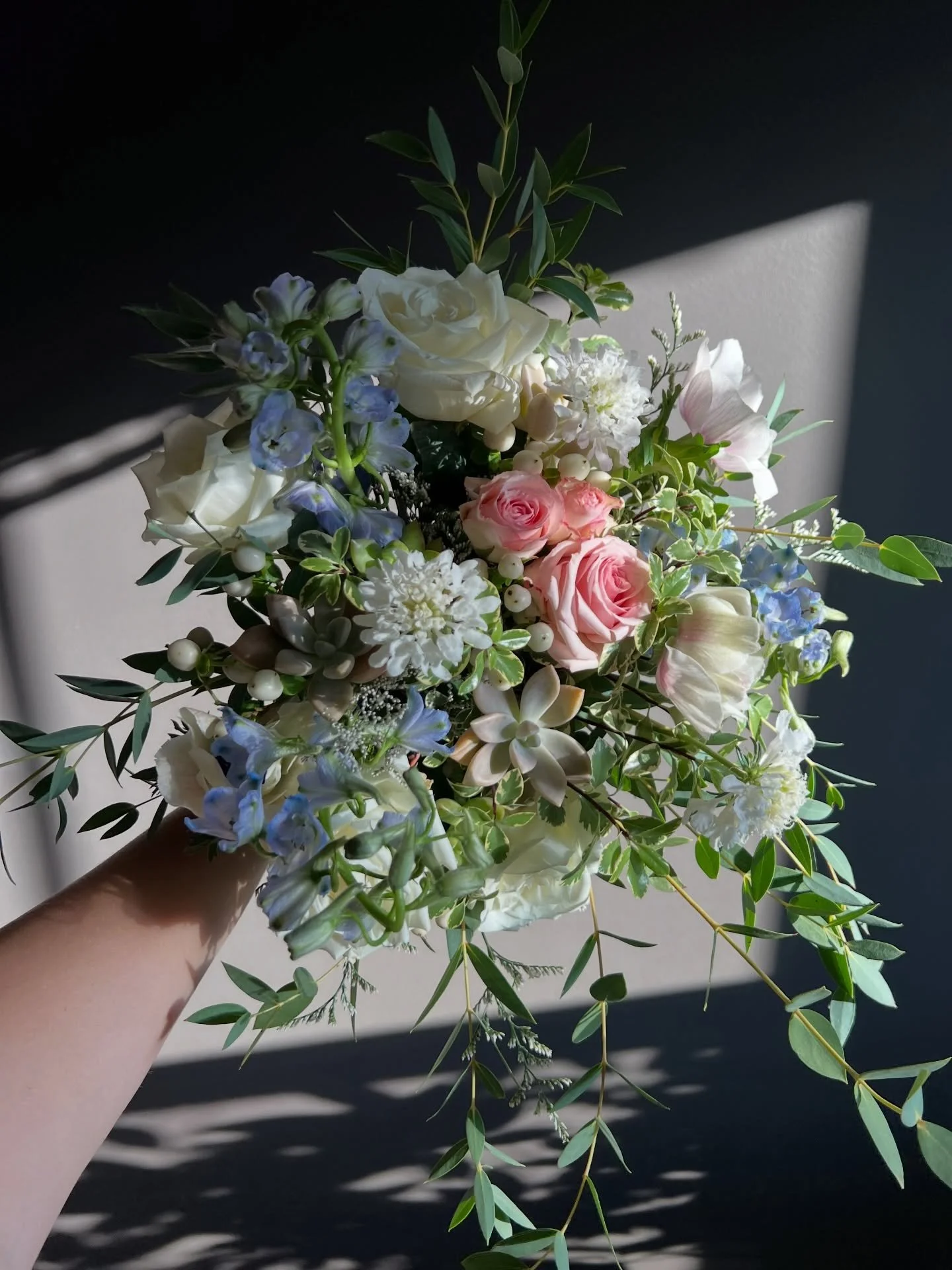 Happy Earth Day. 🌎 
Girl, thank you for pretty flowers.

#springfieldmo #417weddings #springfieldmoweddings #pastelwedding