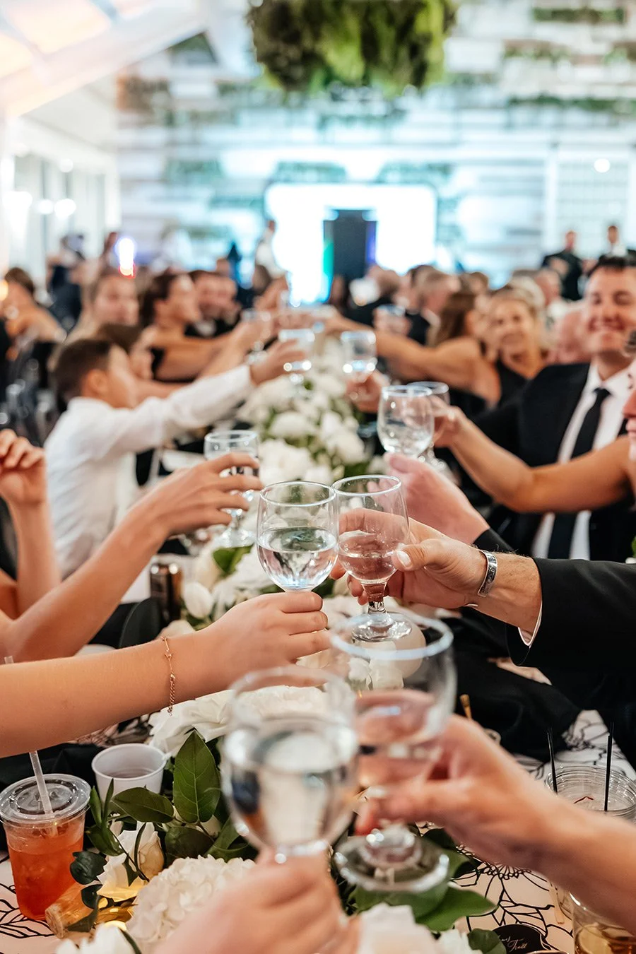 cheers-down-the-table-greenhouse.jpg