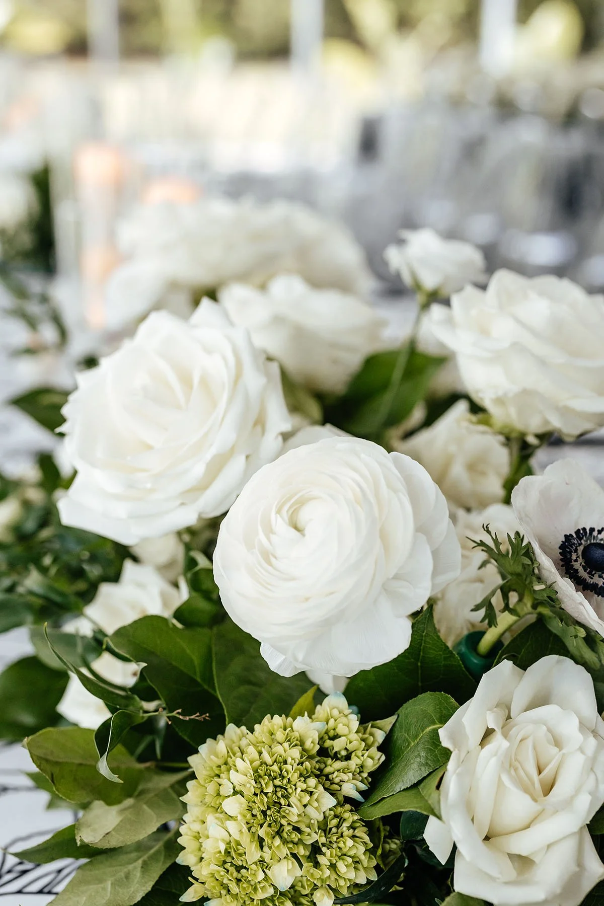close-up-ranunculus-in-centerpiece.JPG