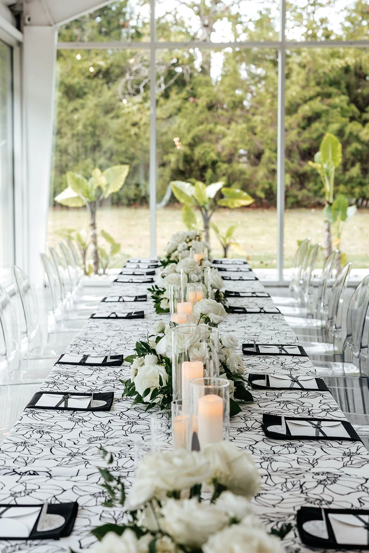 vertical-symmetrical-view-down-table.JPG