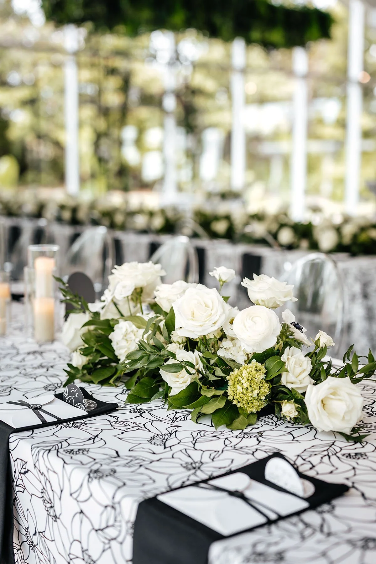 white-centerpiece-individual-floral-meadow.JPG