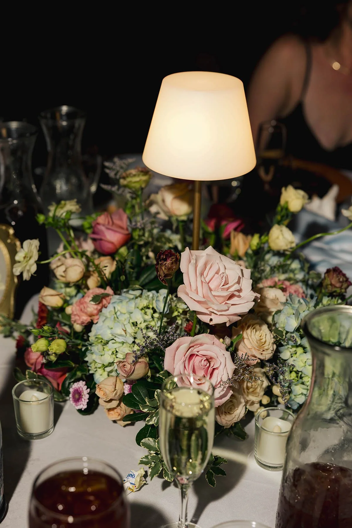 close-up-floral-wreath-centerpiece-with-lamp-at-reception-tower-club.JPG