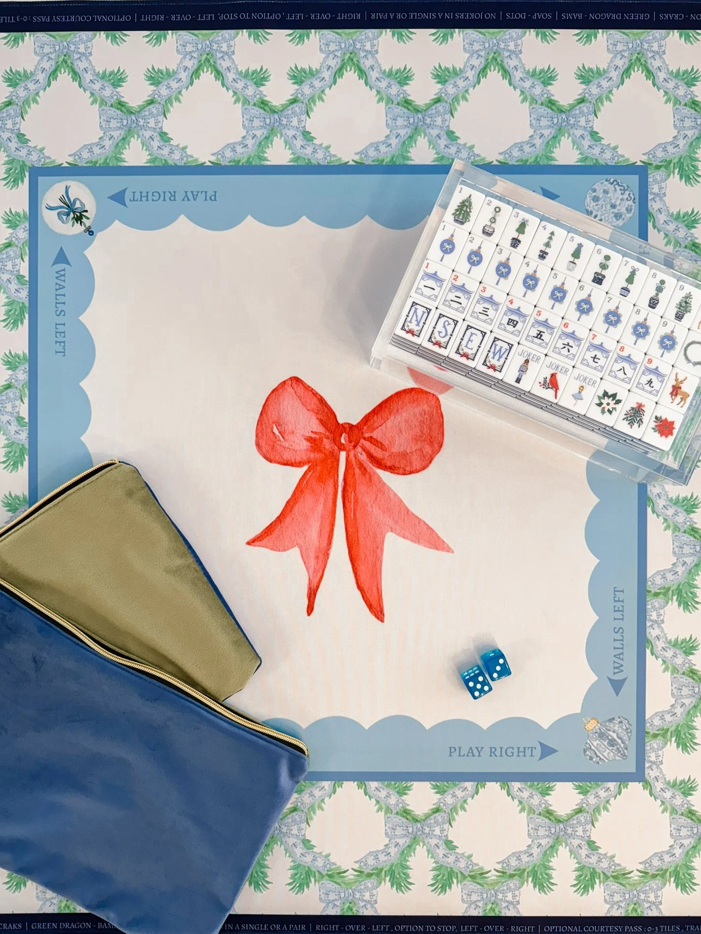 🎀You asked for it! 🎀
🎄Christmas mats - 1 to match our Chinoiserie Cheer tiles and 1 for our traditional Christmas friends! 

$65 at MahjongRodeo.com
📏33x33inches neoprene with a grippy backing and stitched, finished edges
📆Arrival early- Mid Nov