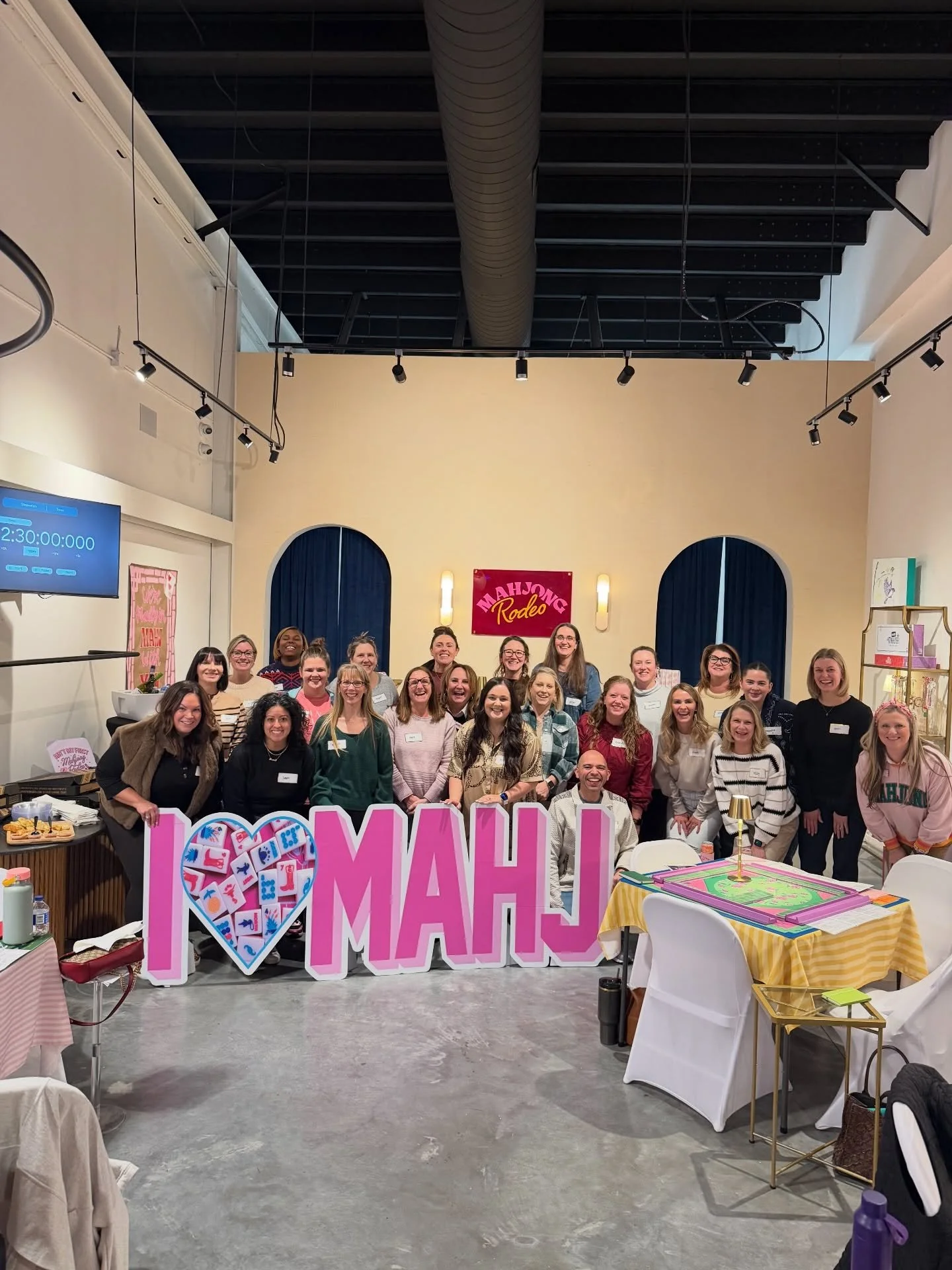 Mahjong Rodeo leagues are in full swing!  Michelle and I are enjoying being your hosts!! We are so lucky to be with these lovely people every week! 

Best. Job. Ever. 

🤠🩷🀄️

#mahjongrodeo #mahjong #mahjongg #thewoodlands