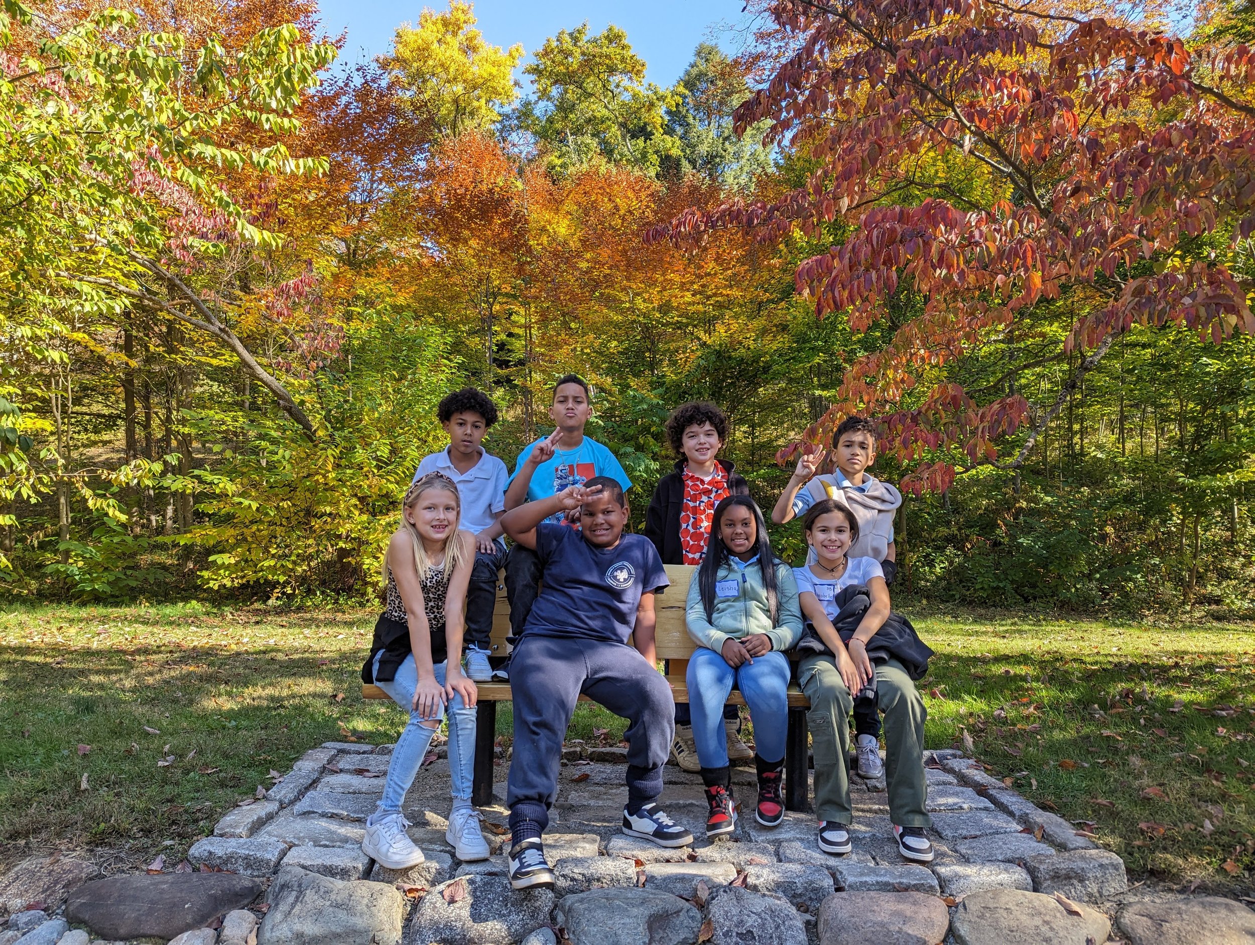 Family Volunteers make Field Trips possible