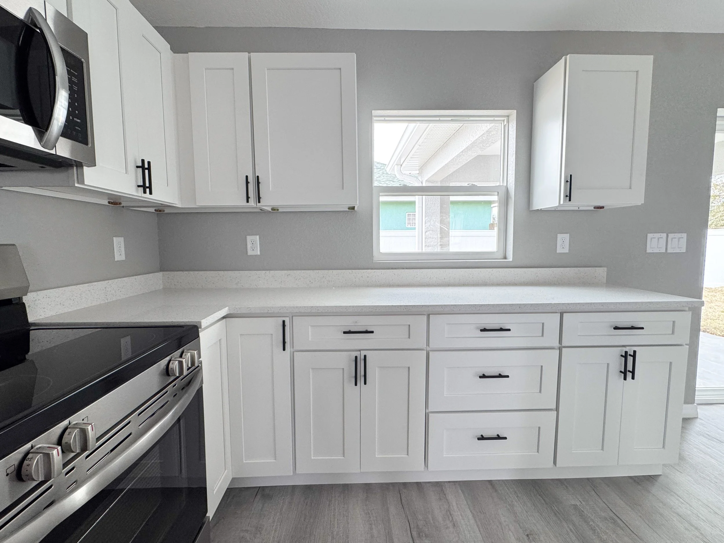 Kitchen - Pet Friendly Rental Home in Sebring FL - 4321 Seawood Ave