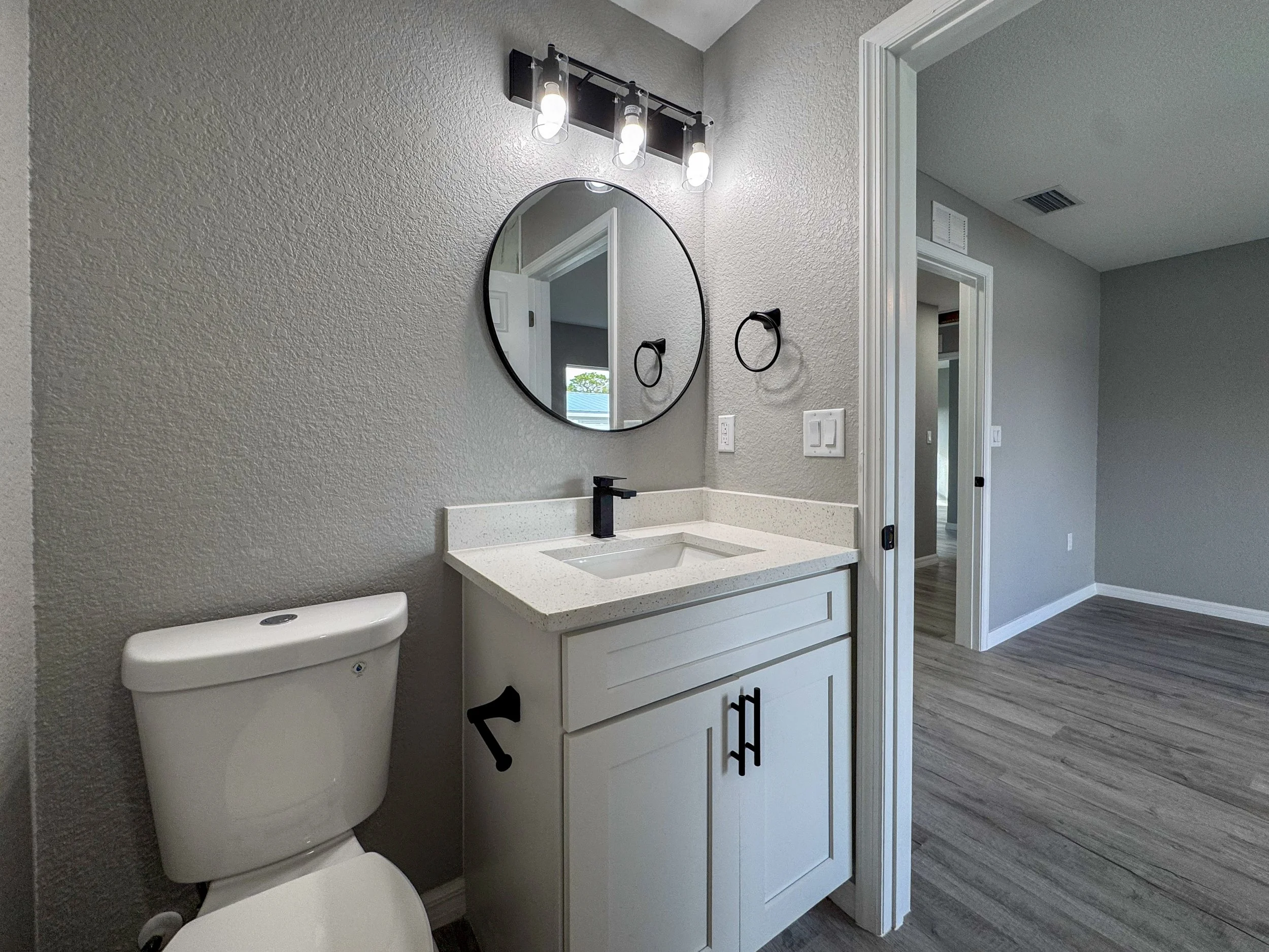 Primary Bathroom - 1800 Aloha Terrace, Sebring FL