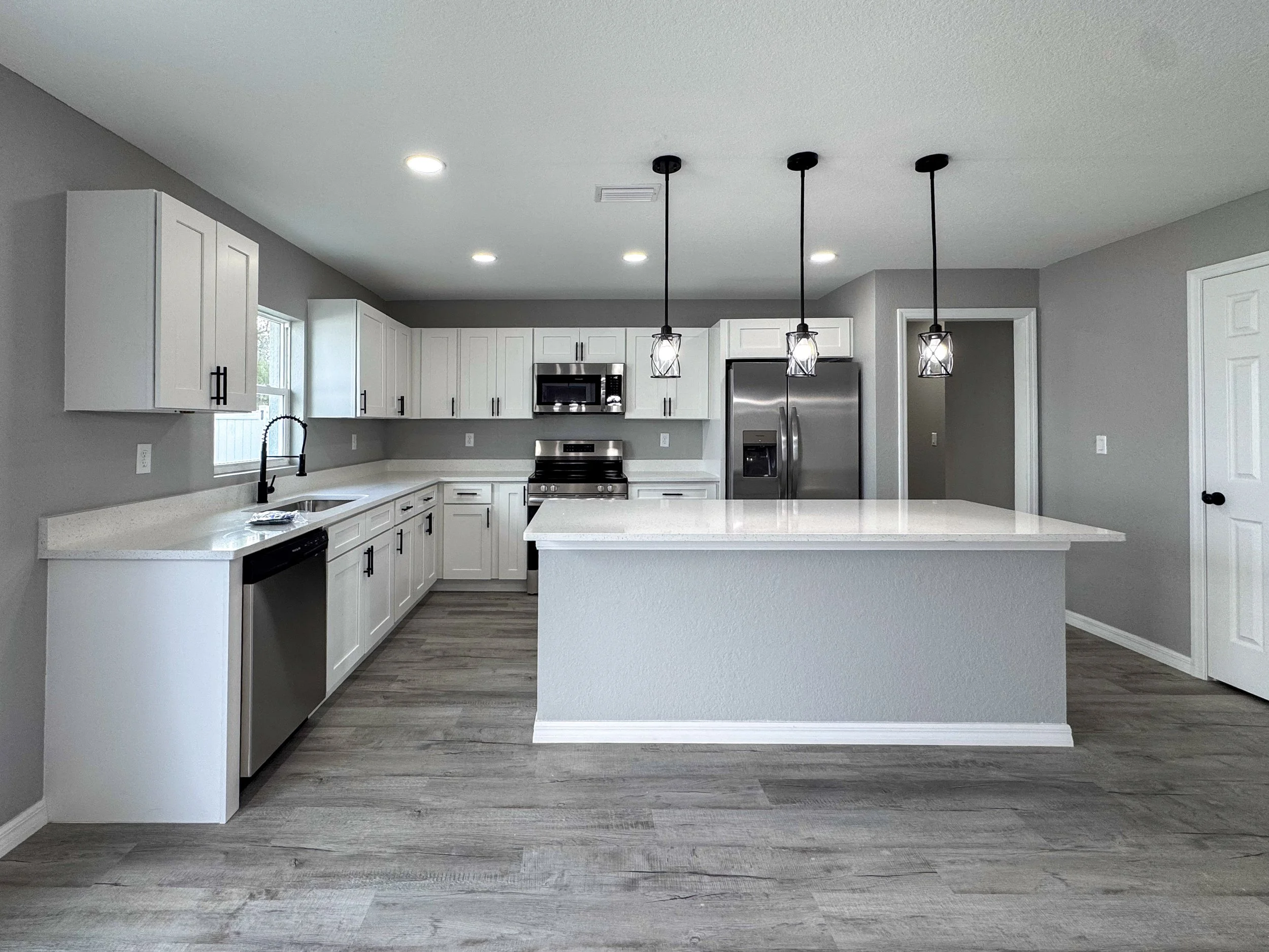 Kitchen - 1800 Aloha Terrace, Sebring FL