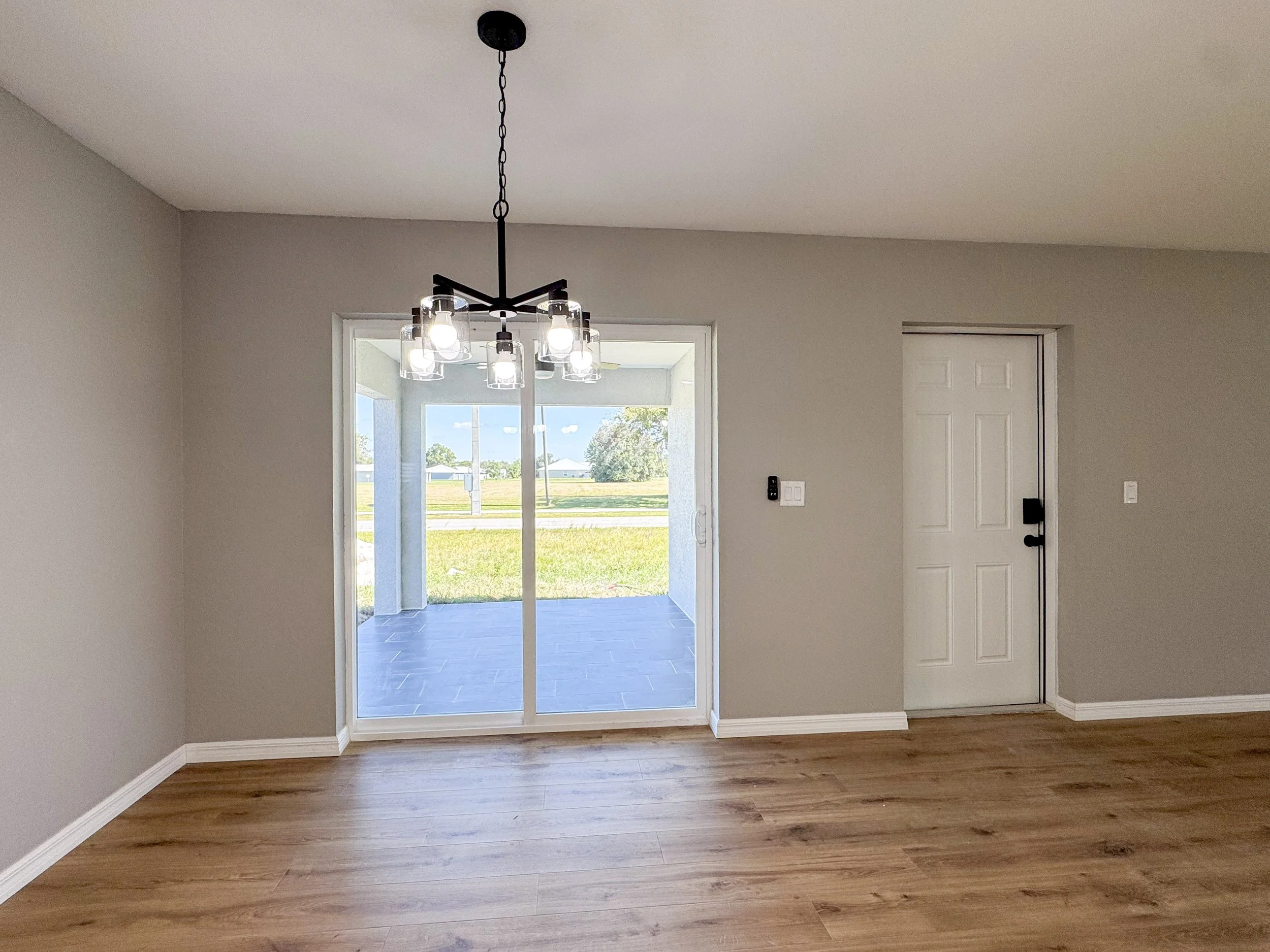 Dining 6201 Red Cedar Rd Sebring FL