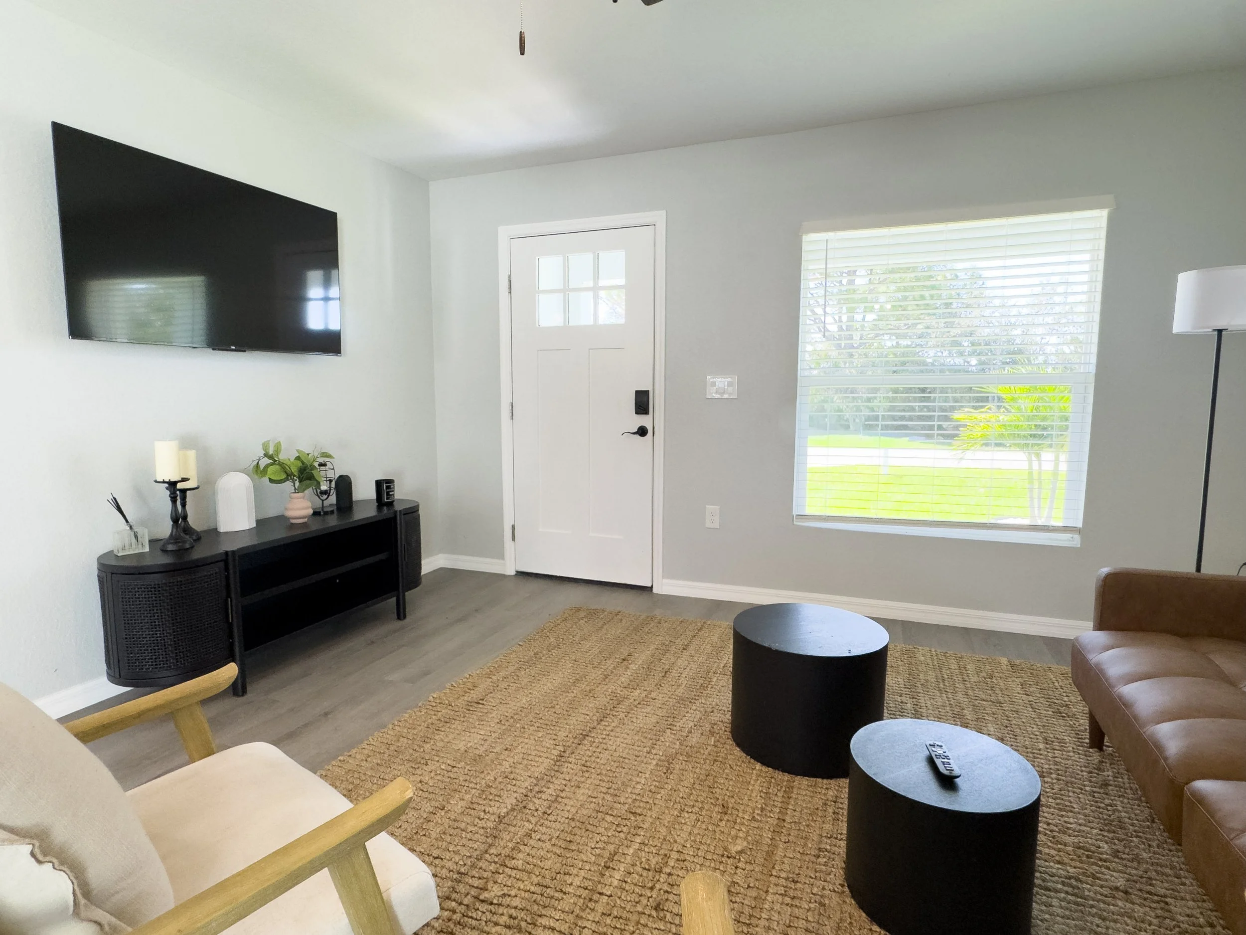 Living Room 6819 San Bruno Dr Sebring FL 