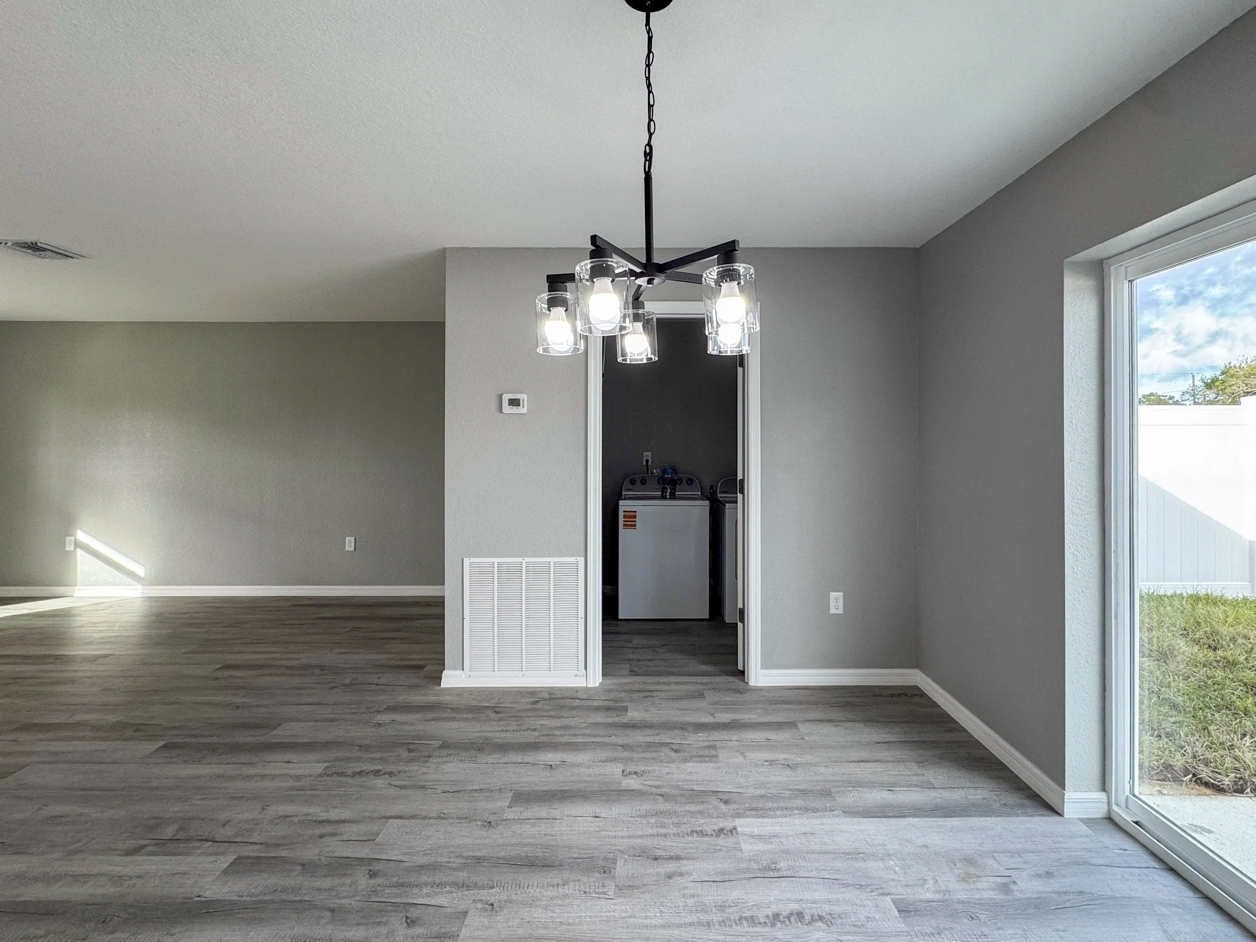 Dining, Laundry, & Living Room - 1800 Aloha Terrace, Sebring FL