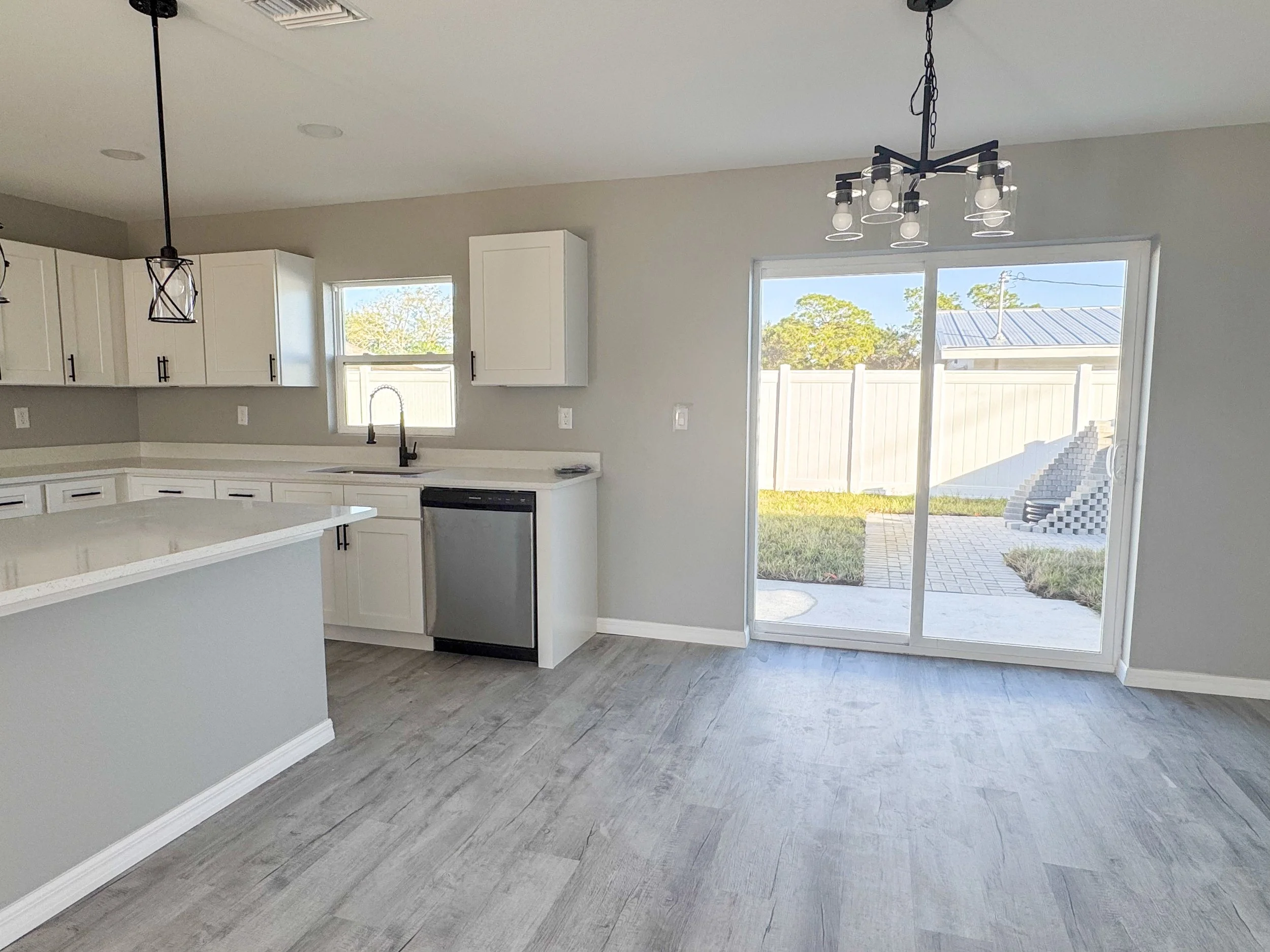 Dining - 1802 Aloha Terrace, Sebring FL