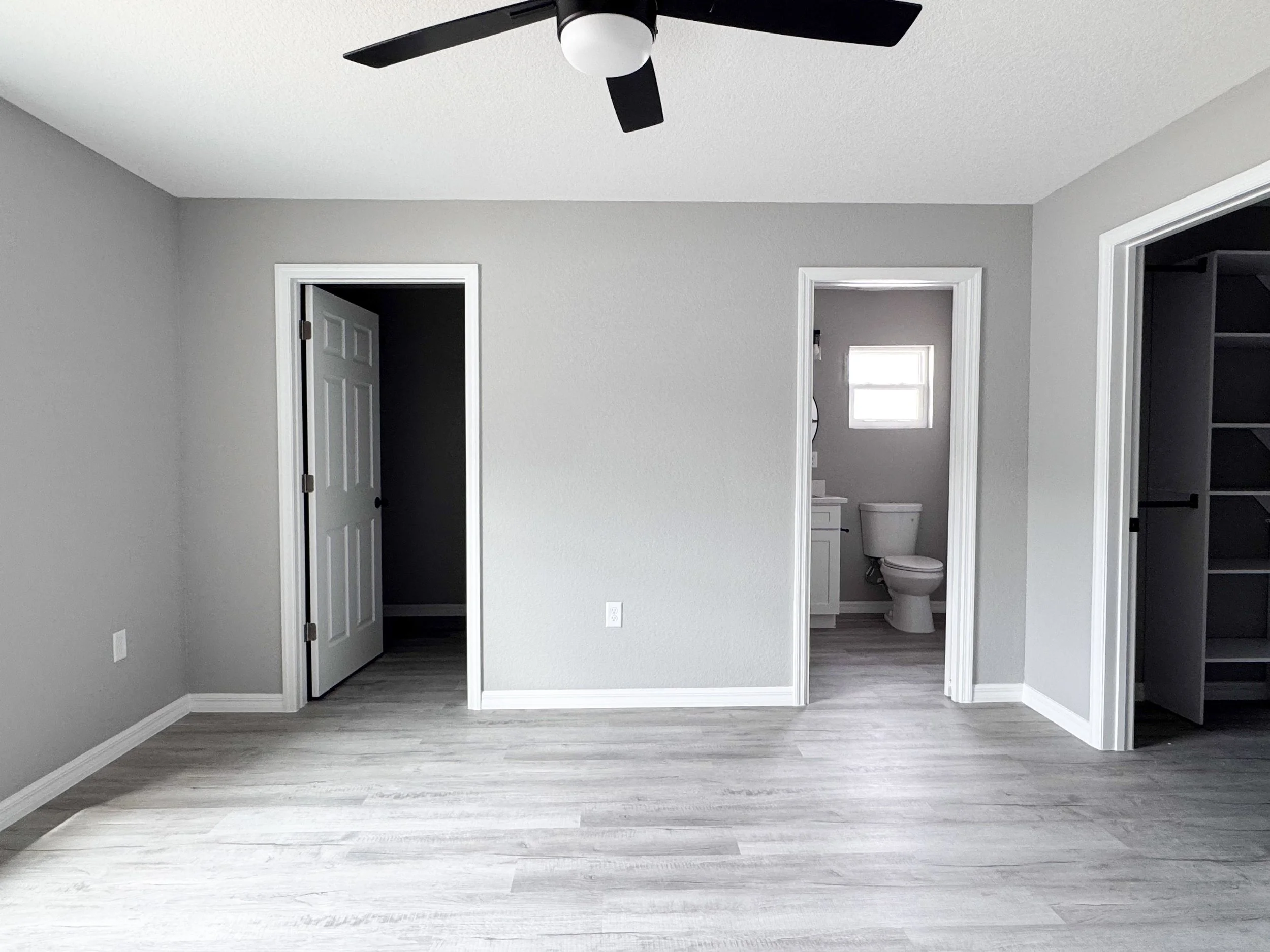 Primary Bedroom - Pet Friendly Rental Home in Sebring FL - 4321 Seawood Ave