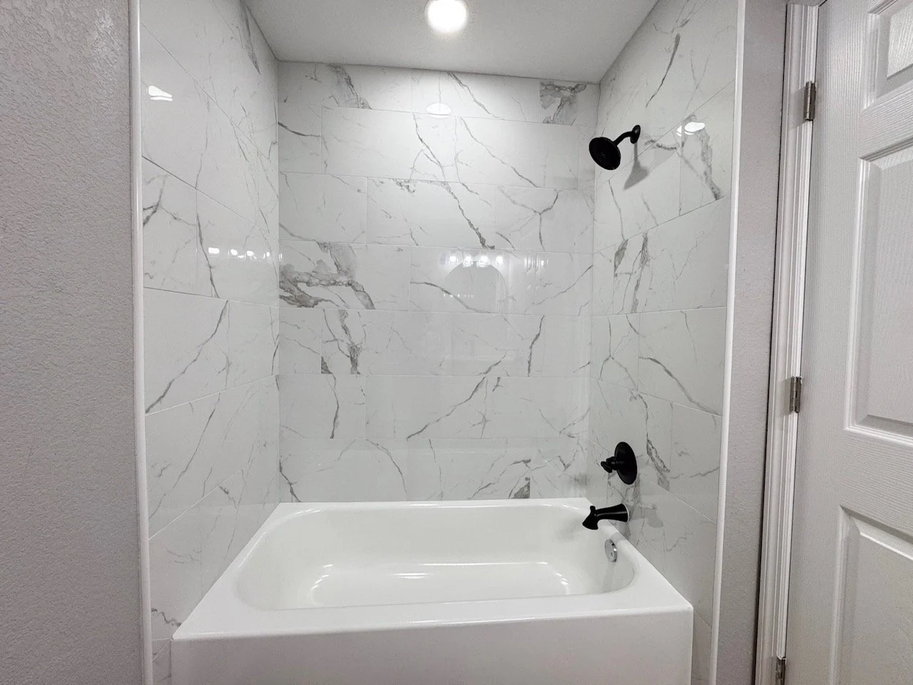 Primary Bathroom 6201 Red Cedar Rd Sebring FL