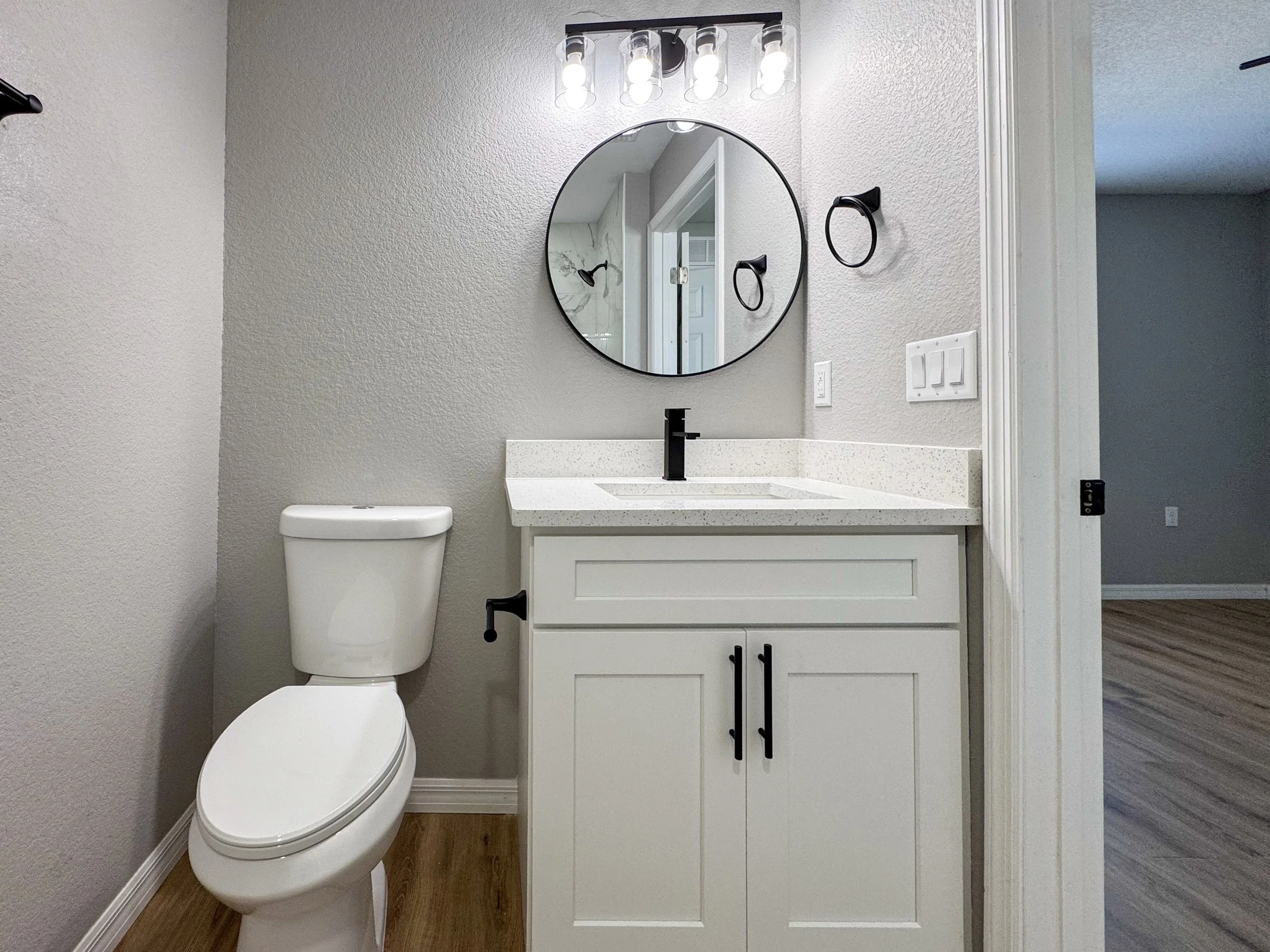 Bathroom 6201 Red Cedar Rd Sebring FL