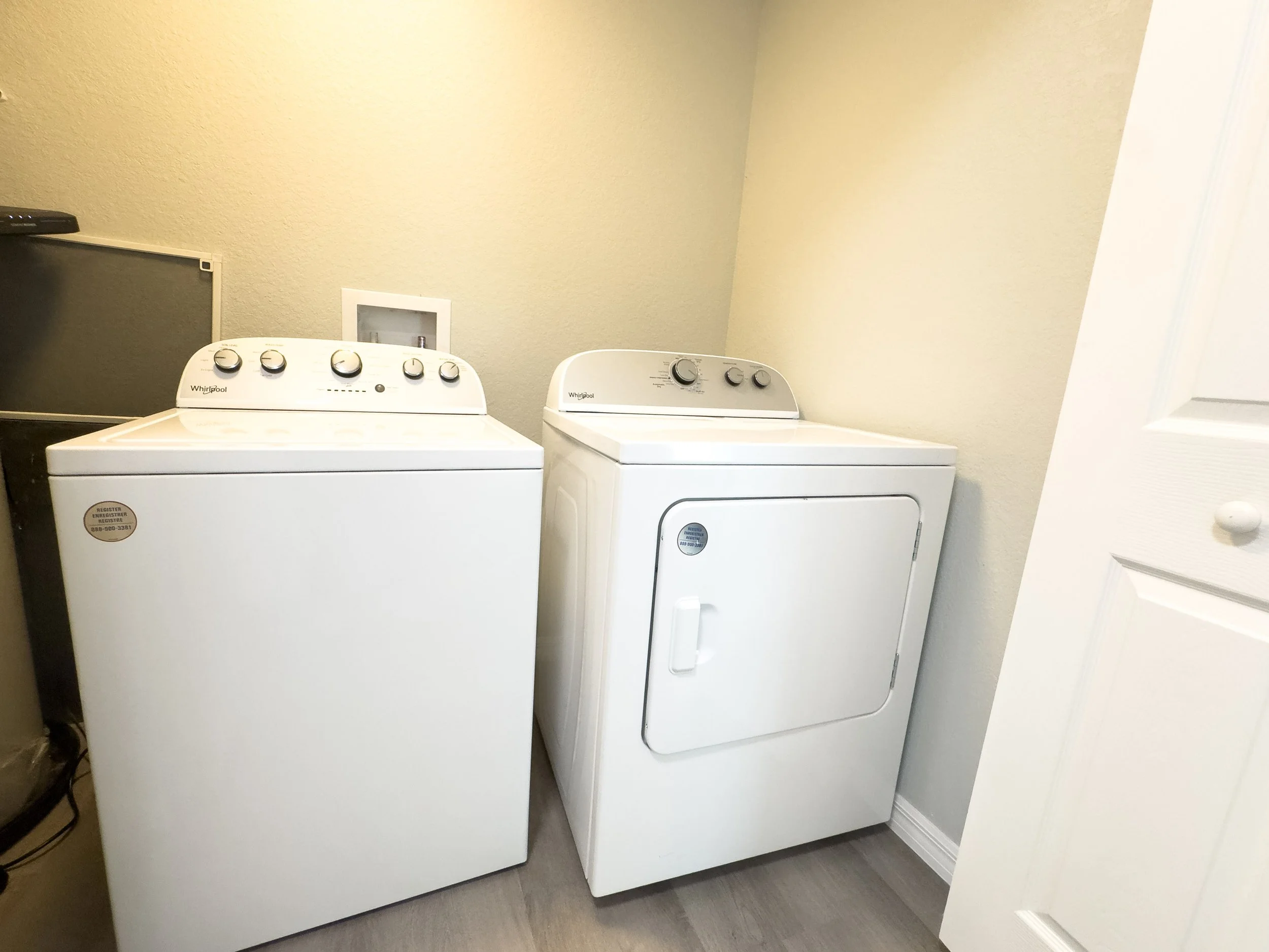 Laundry 6819 San Bruno Dr Sebring FL