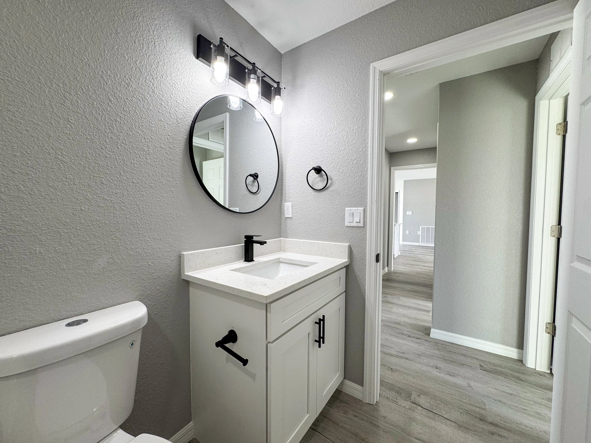 Bathroom - 1802 Aloha Terrace, Sebring FL