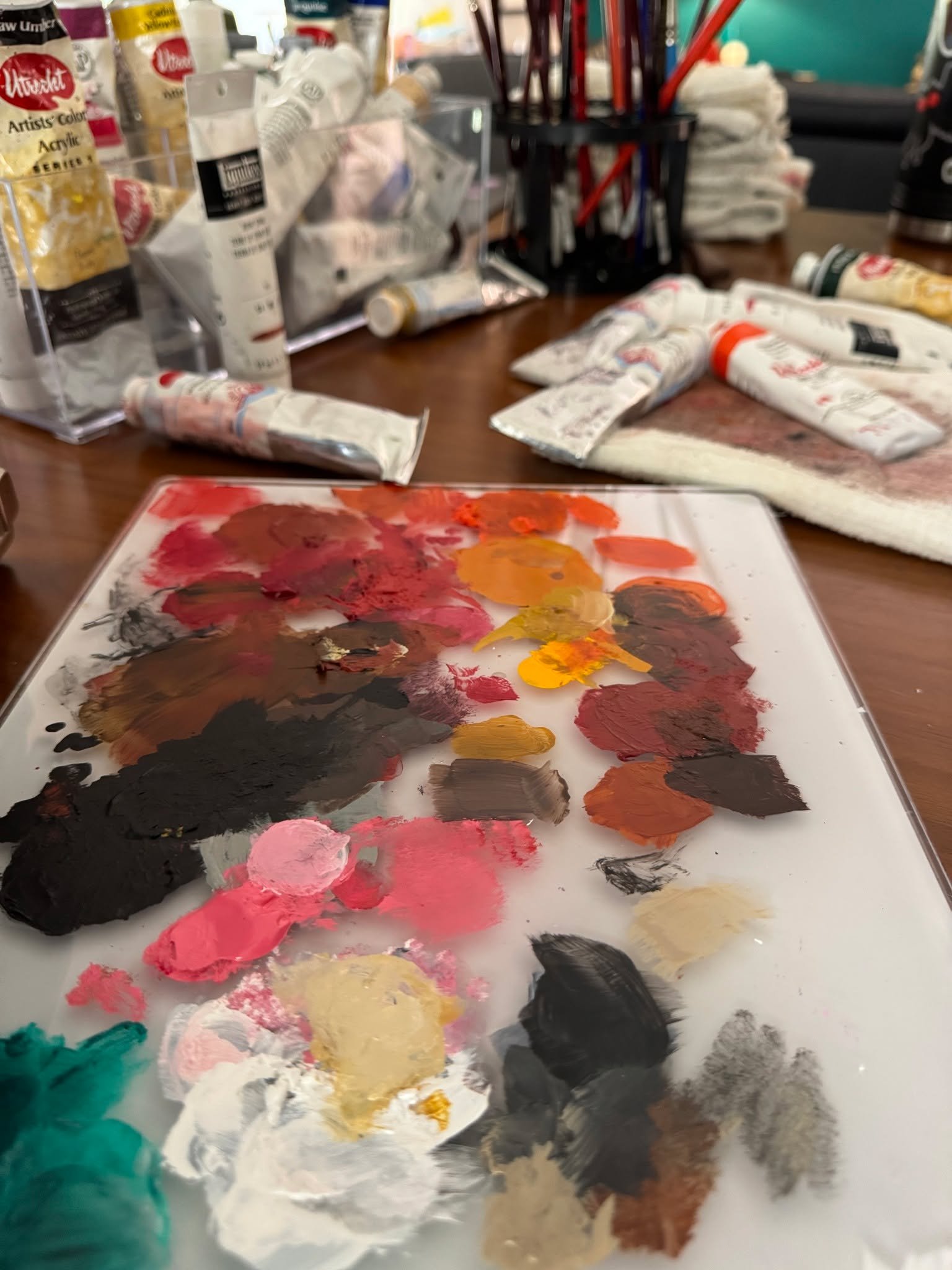 The brushstrokes don’t lie.
Some days are bold. Some are hesitant. All of them matter.
Here’s a glimpse into what it really looks like between paintings—messy, layered, alive.
#StudioLife #WorkInProgress #ArtistAtWork #BehindTheS