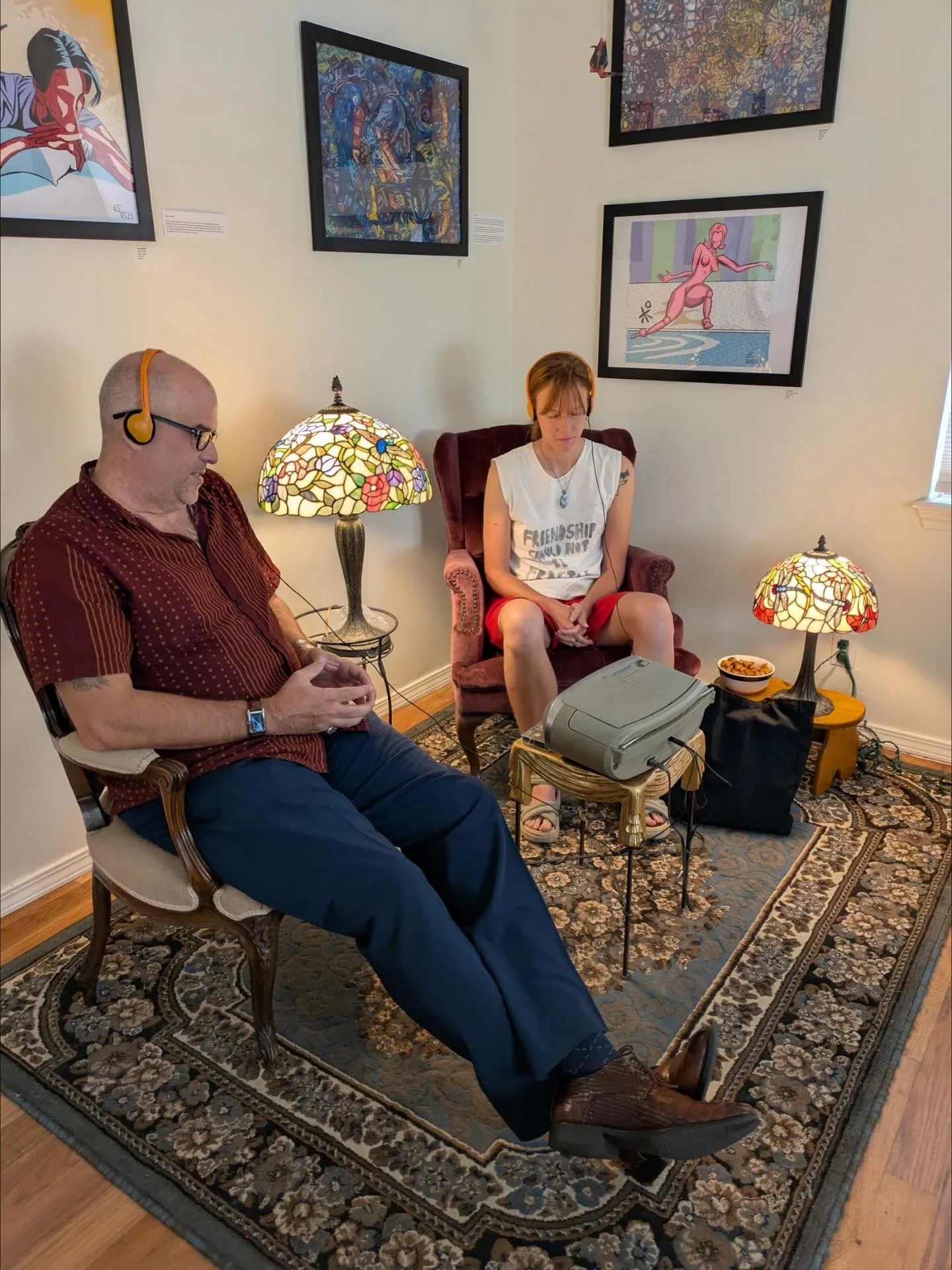 The gallery has transformed into a listening room for the rest of the afternoon thanks to @soundandsolidaritytulsa! 5 JustArts artists and 5 local musicians all created mixtapes and cover art. Visitors can listen to their cassettes, check out the art