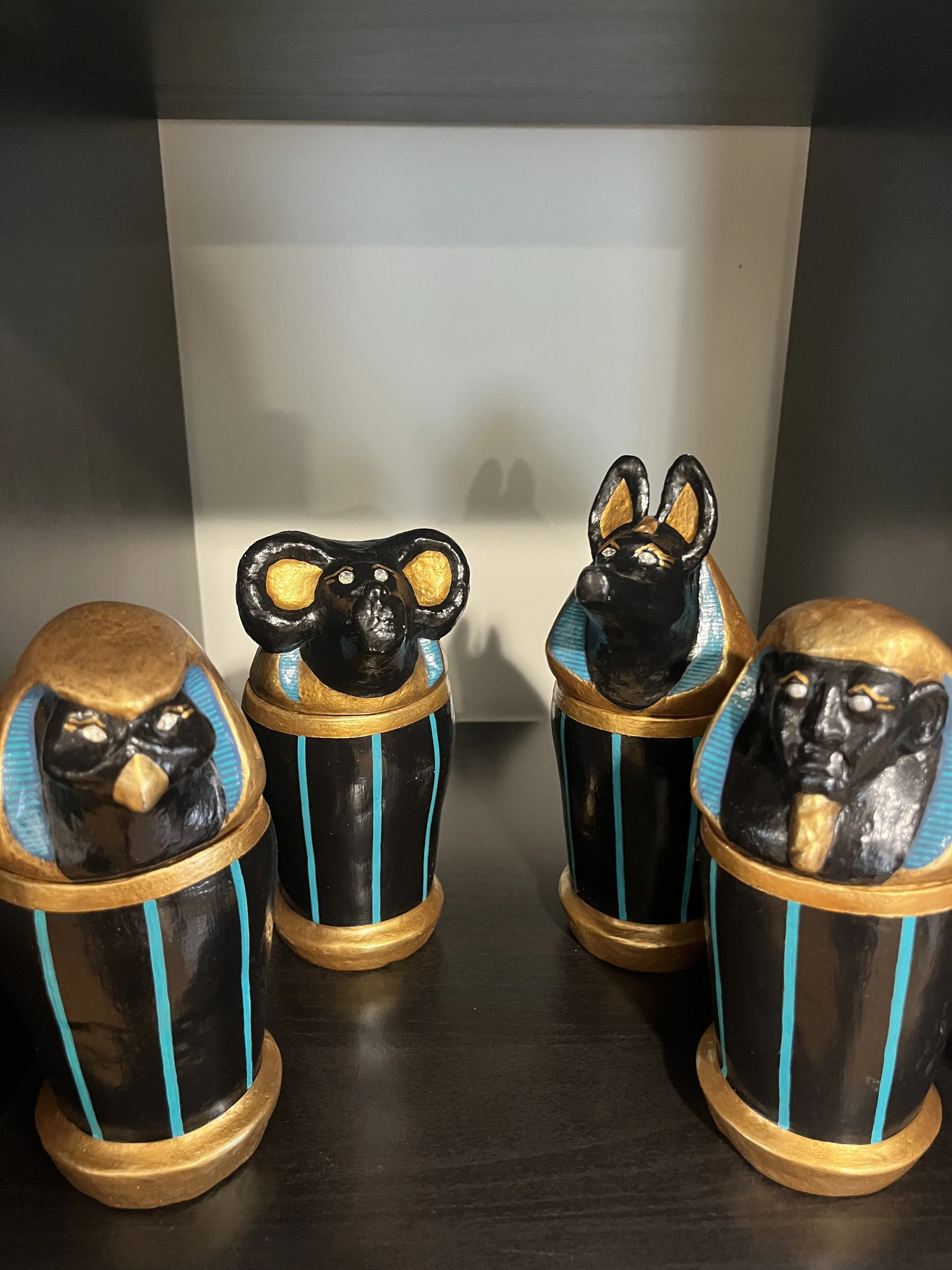 Thomus Manos, Anubis Jars