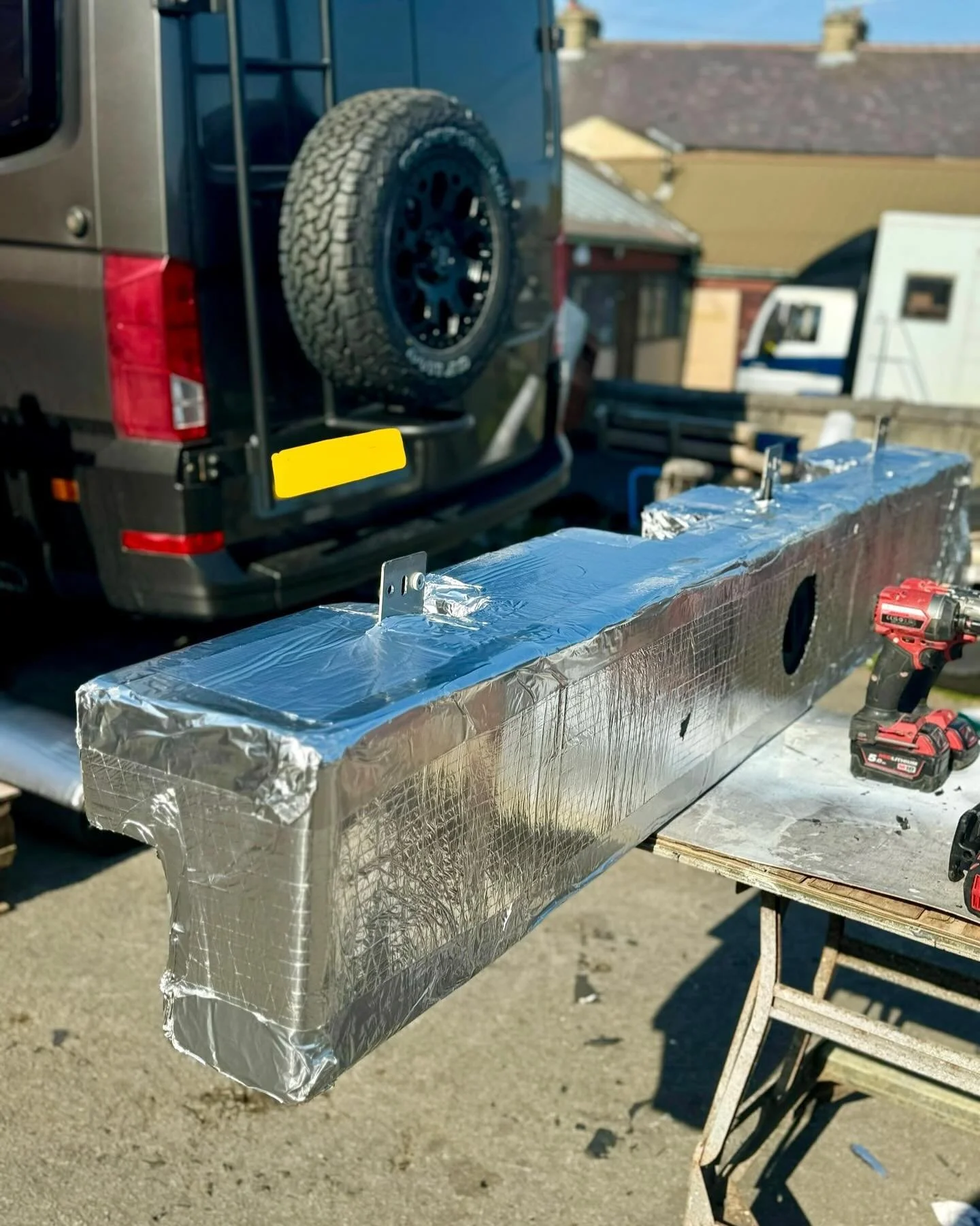 All our vans come with insulated water tanks and pipes as standard, especially as we approach those frosty months 😊

#vanlife #vanlifeuk #vwcrafter #vwcampers #mantge #vandesign #campervirals #ukvanlife #campervanadventures #campervan #vanlifestyles