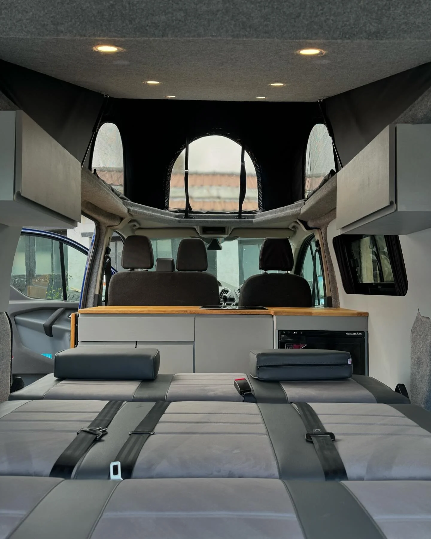 Ford transit weekend warrior with an affordable conversion that effortlessly transforms into luxurious camping. 
#fordtransitcustom #fordtransitcamper #camping #glamping #camperlife #camper #weekendwarrior #cheerful #chill #ecoflow @ecoflow.uk
