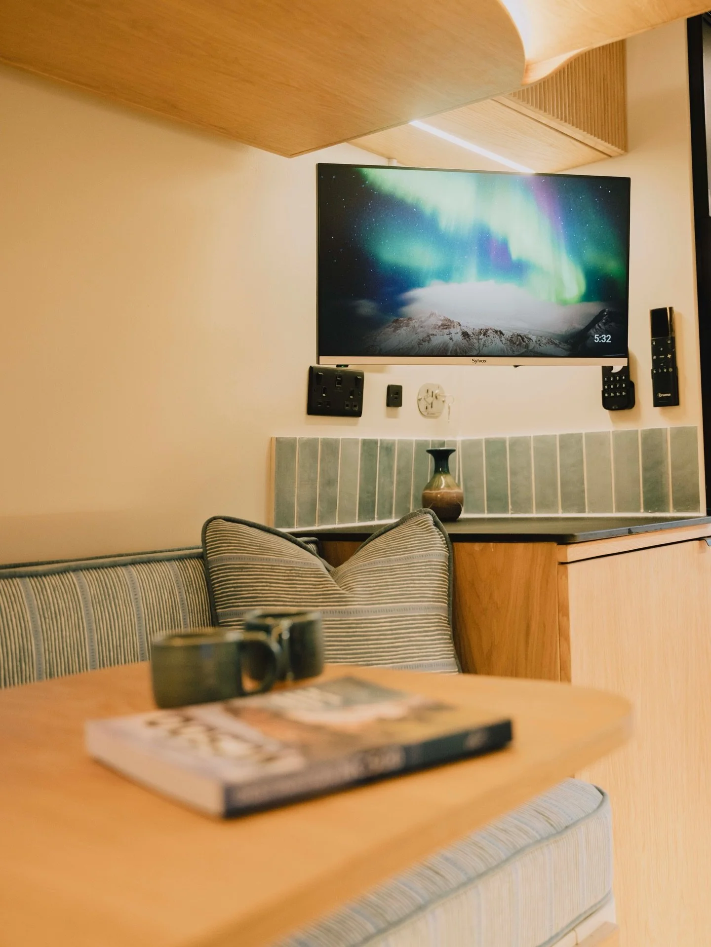 &lsquo;Beast&rsquo; 
Noun: an animal, especially a large or dangerous four-wheeled* one.

A huge features this for this beauty with some highlights as follows: 
Exterior: 
- @druid.vans aluminium roof rack and wheel carrier ladder with neatly packed 