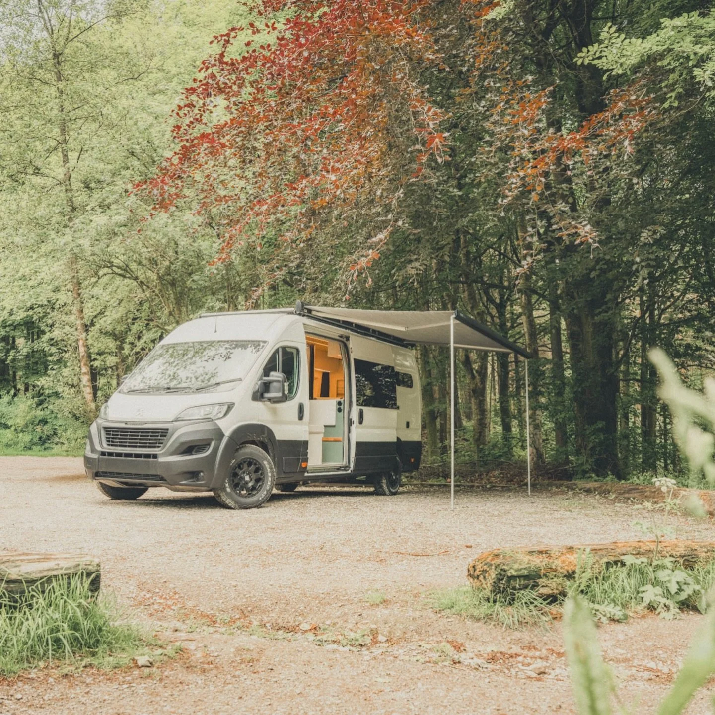 This beautiful van has now returned home from its European tour as its lovely owners welcome a new member of the family into the world! A huge congrats! 

Vancois is coming back to us soon for some child friendly upgrades and it got us looking throug