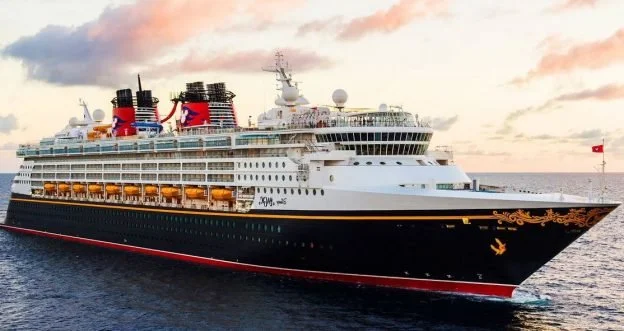 The-10-most-luxurious-cruises-in-the-world-1.jpg