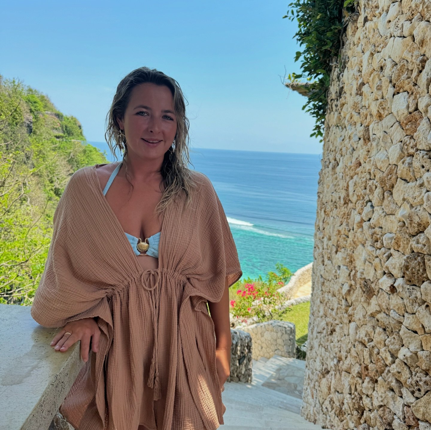The truth is&hellip; 

I love looking at these highlight reels to help me remember moments of lightness, laughter &amp; fun, frolicking around Bali like we&rsquo;re in eat pray love.

And yet I know from my body, my integration &amp; memory, this was