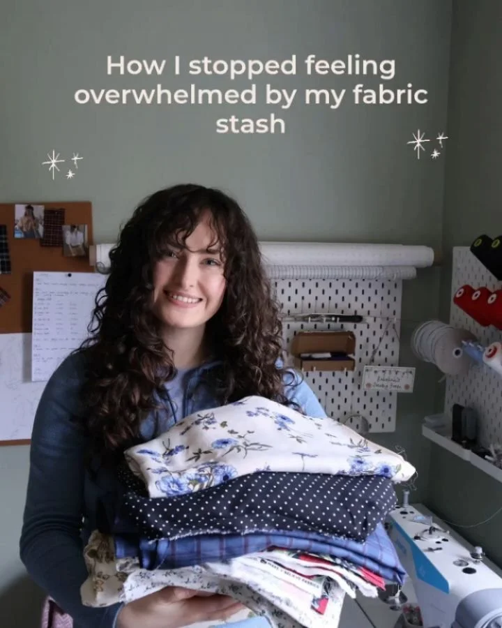 How to feel less overwhelmed by your fabric stash 👇🏻

At the start of this year, I challenged myself to sew more from my fabric stash, but I was clueless on how to get started with such a massive amount of fabric.

I found 5 key steps that worked f