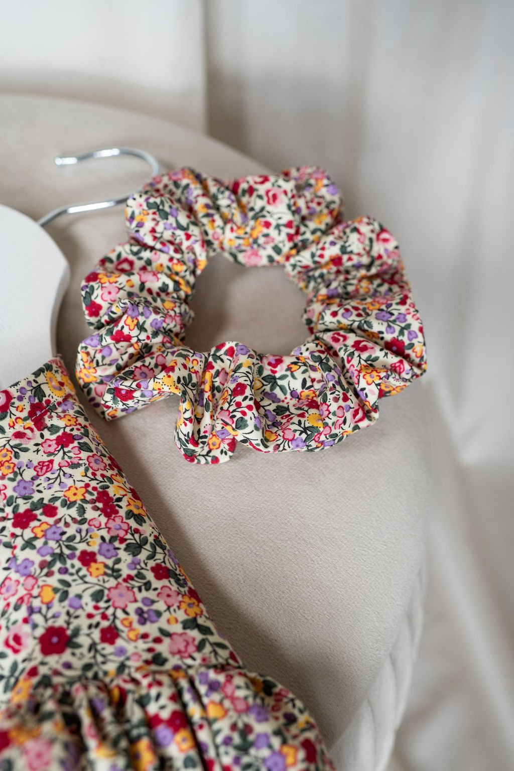 Scrunchie - Floral cotton