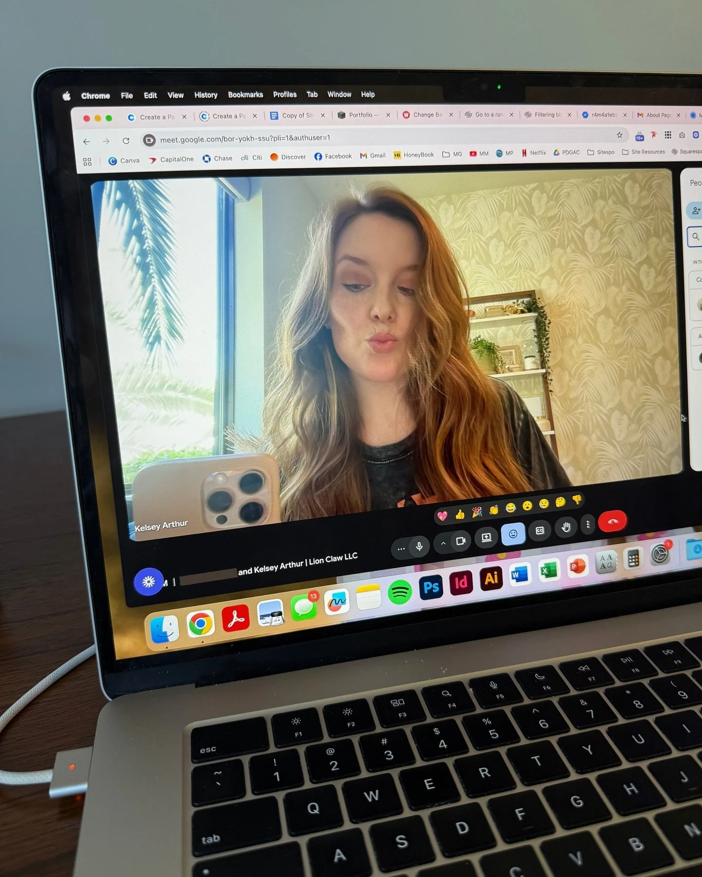 Only 2 weeks late on my September recap! 🫠 Why is this year flying by?!

I had another busy yet fabulous month in the branding and web design world! 💓 A lot of fun industries, discovery calls, and project wrap-up before the holiday season begins. I