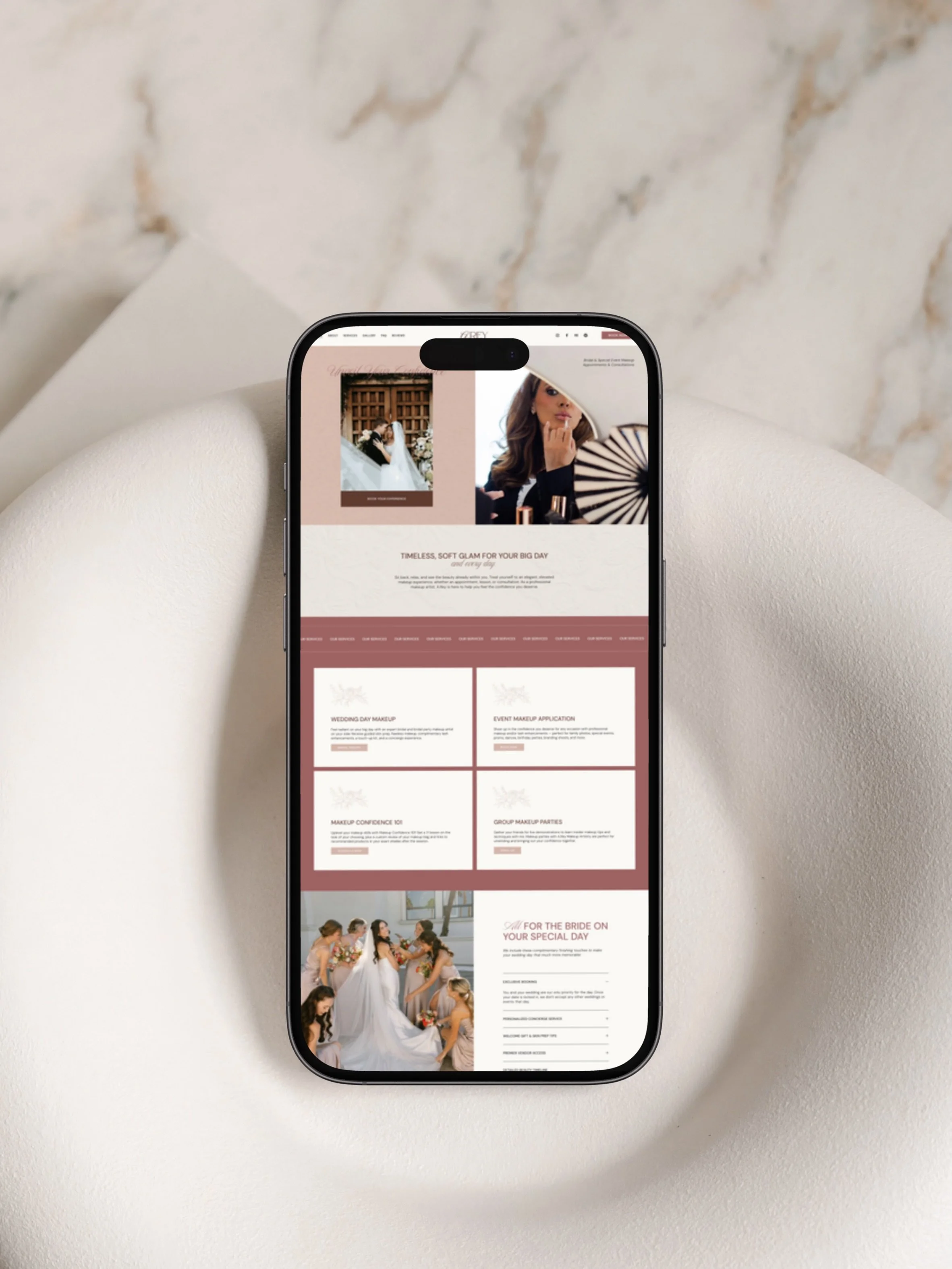 Peek into the refreshed website for bridal makeup artist @a.reymakeupartistry! 🌸💍🎀

Amanda came to me with new branding and wanted her site to match, so I updated it over just a couple of days to incorporate her new colors, fonts, and latest image