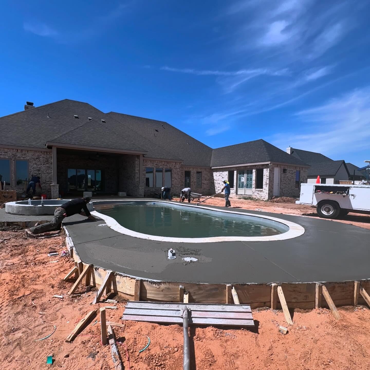 16x35 with elevated spa.jpg