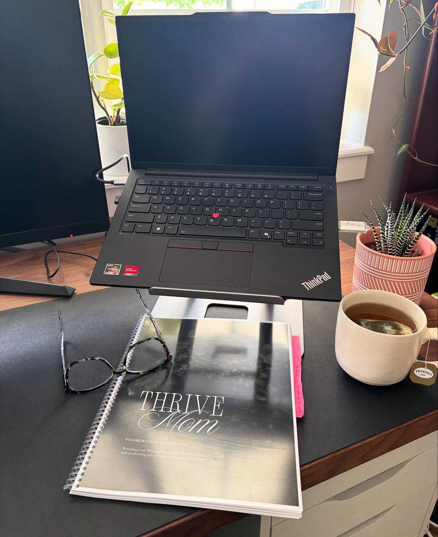 Hot tea ✅ 
Notebook ✅ 
Open mindset ✅ 

Ready for another inspiring day of coaching in the ThriveMom Foundations Program!

#thrivemom #thrivemomfoundations #coaching #workingmoms #thrivingnotsurviving