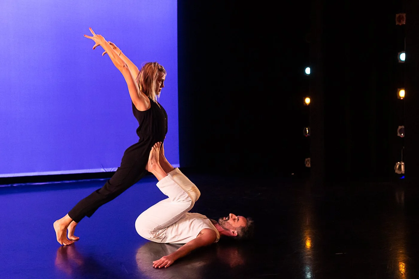 Bow+Curtsy - photo credit Lynn Lane.jpg