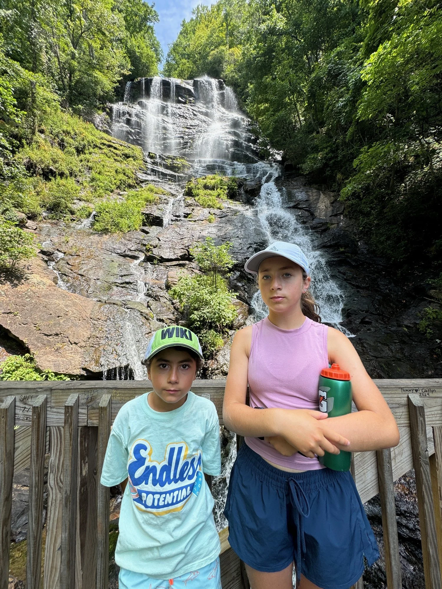 01-juju-leela-at-the-falls.jpg