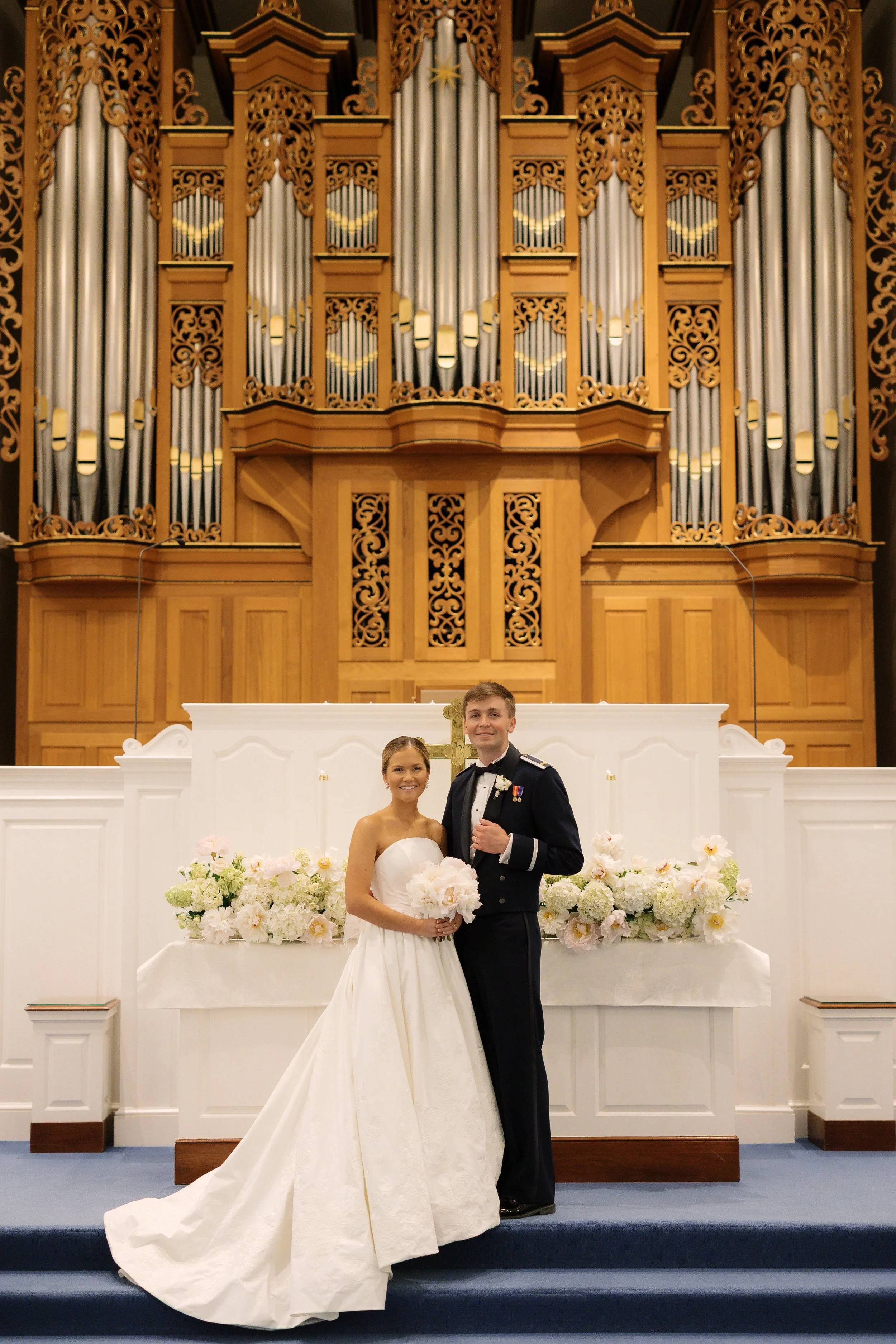 Winston-Salem-Wedding-Photographer_Intimate-Graylyn-Estate-Wedding_Kendall-and-Wills_Winston-Salem-NC-131.jpg