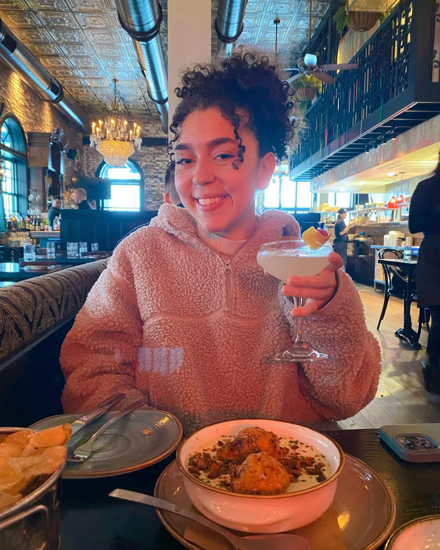 everything&rsquo;s better in Boston 🏙️ -Atlas