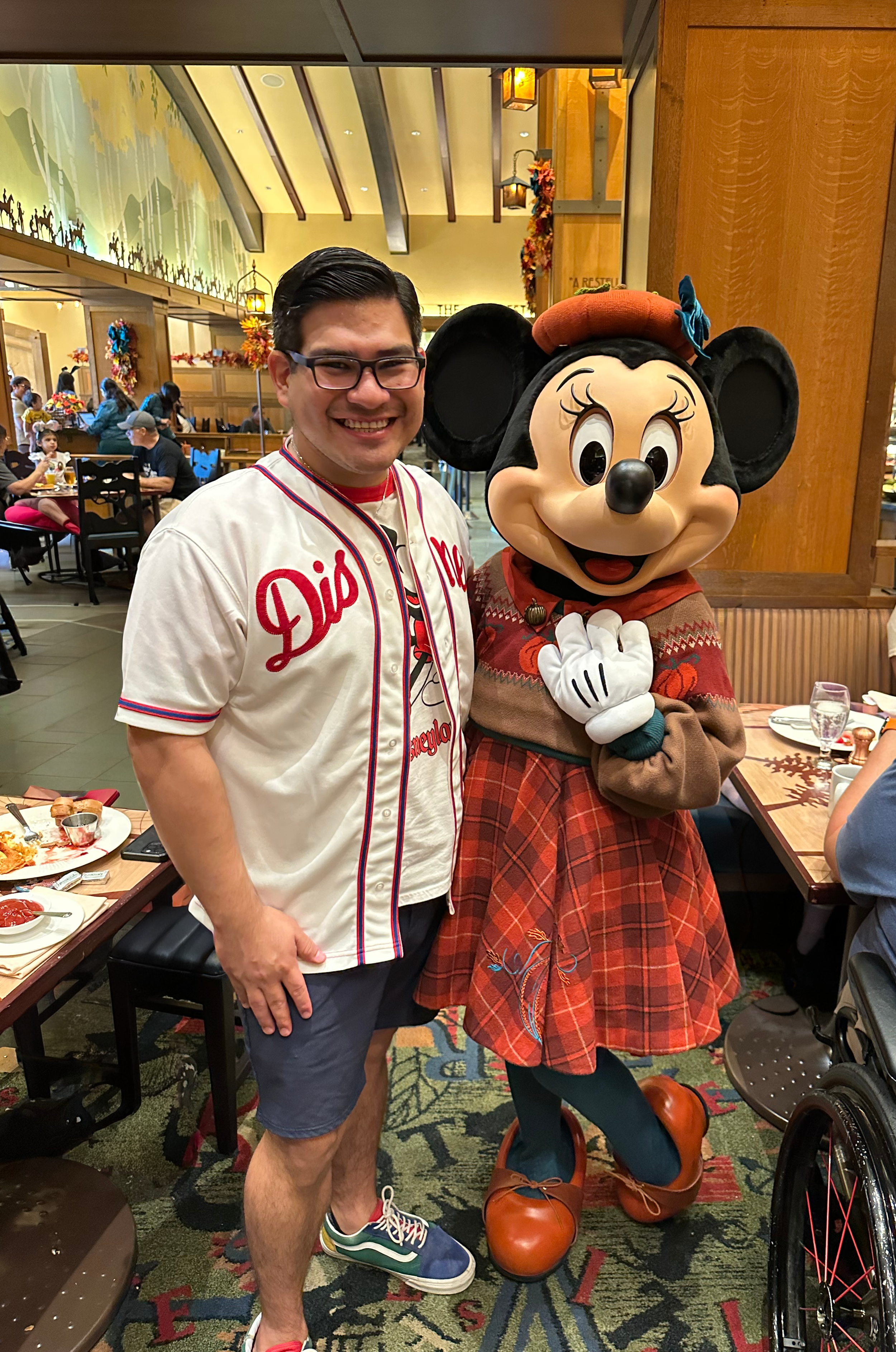ThatPolyglot and Minnie Mouse