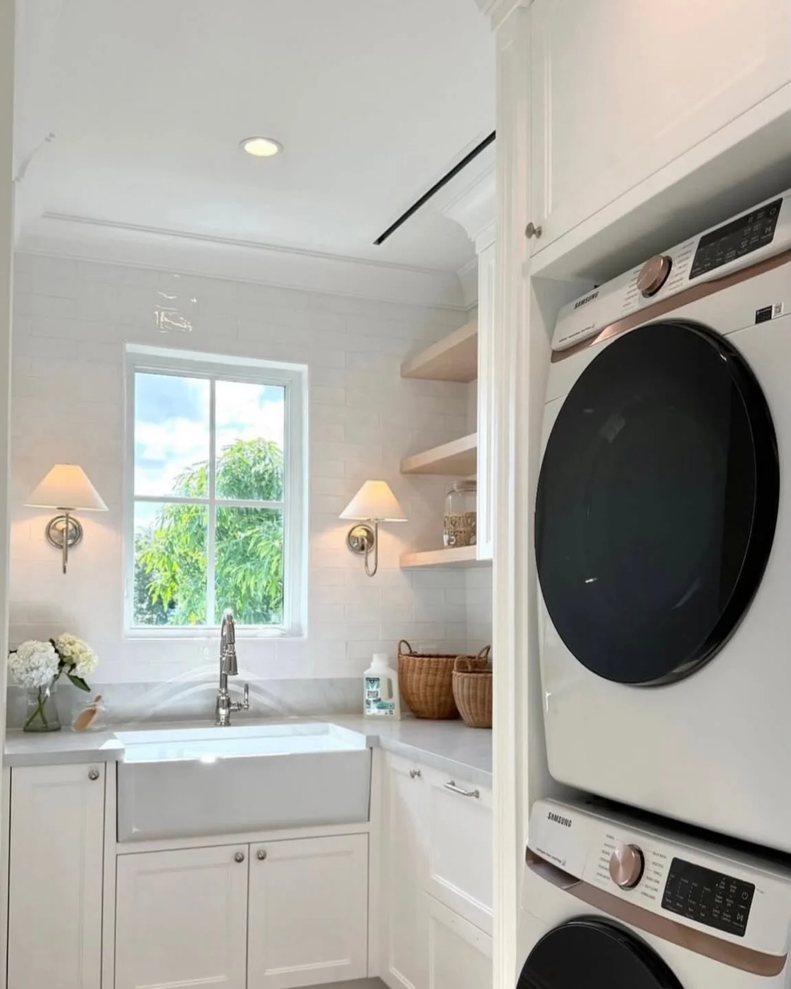 The ultimate laundry day upgrade. ✨ There is nothing basic about a utility space when it&rsquo;s finished with pristine, custom-fabricated stone. From the seamless apron-front sink integration to the perfectly matched backsplash, it&rsquo;s all in th