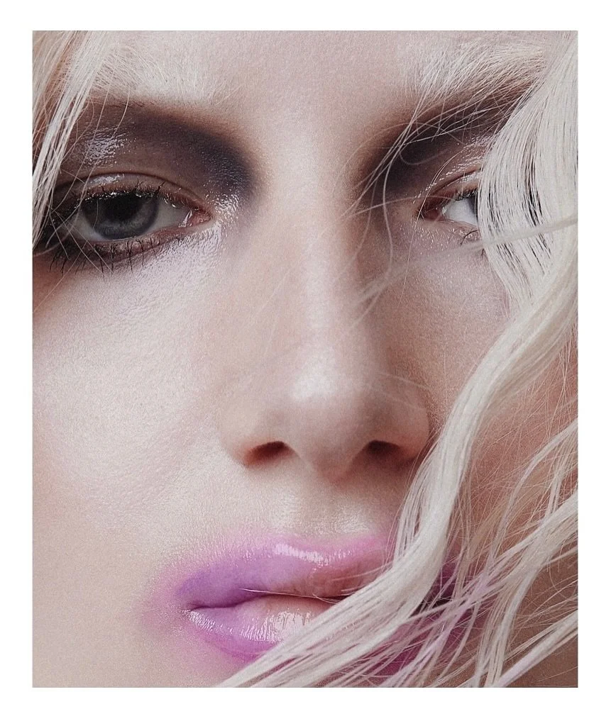 &lsquo; H E AV Y I S T H E H E A D 
T H AT W E A R S T H E C R O W N &lsquo;

Shot @sheisaphrodite 
Hair @matthew_ashton_stylist using @ashton_wigs 
Assistant @gg_allthingshair @athenax_hairartistry 
Talent @nathaliemacg 
Make up @liliano.artistry 
L