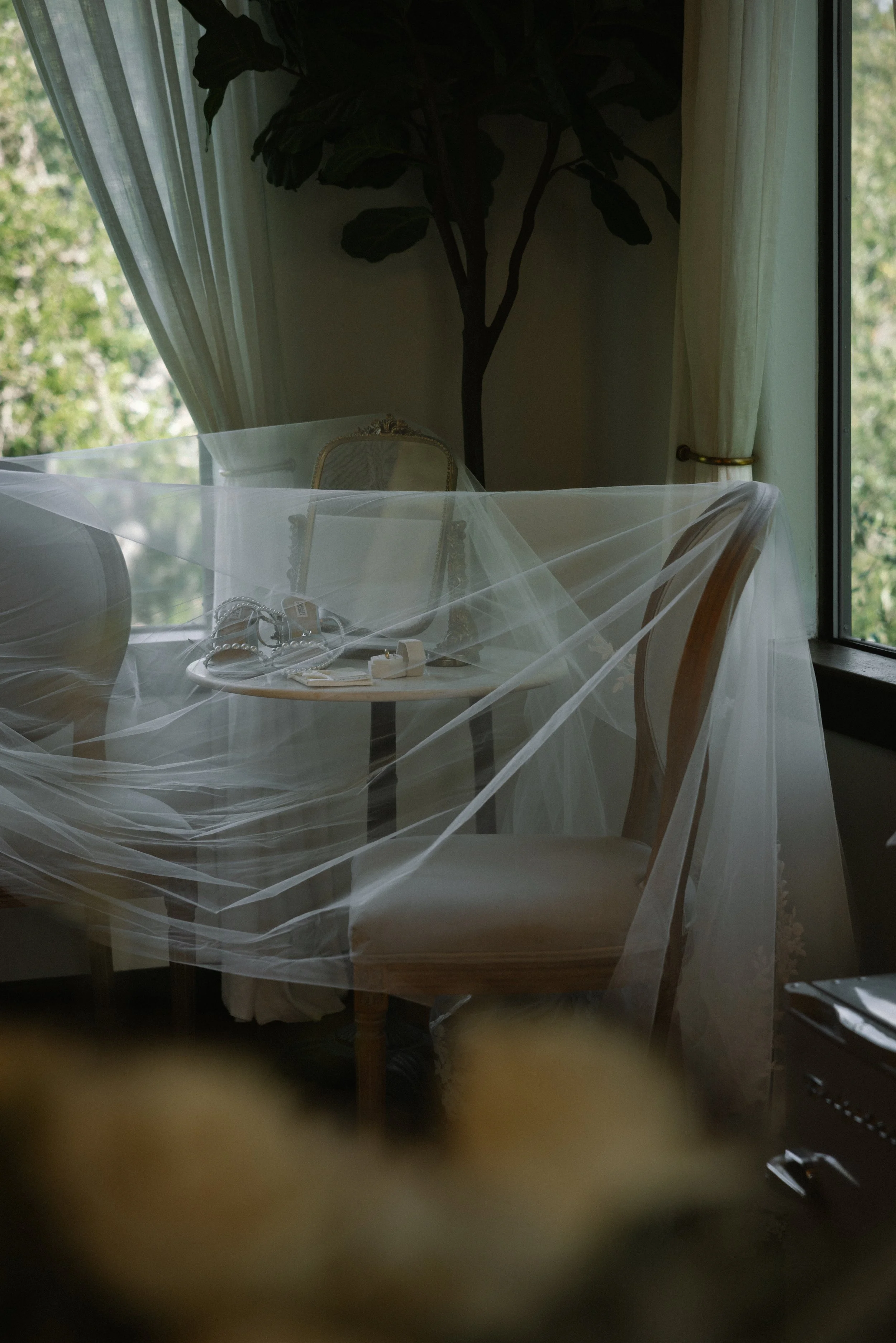 VALE & PABLO GETTING READY-15.jpg