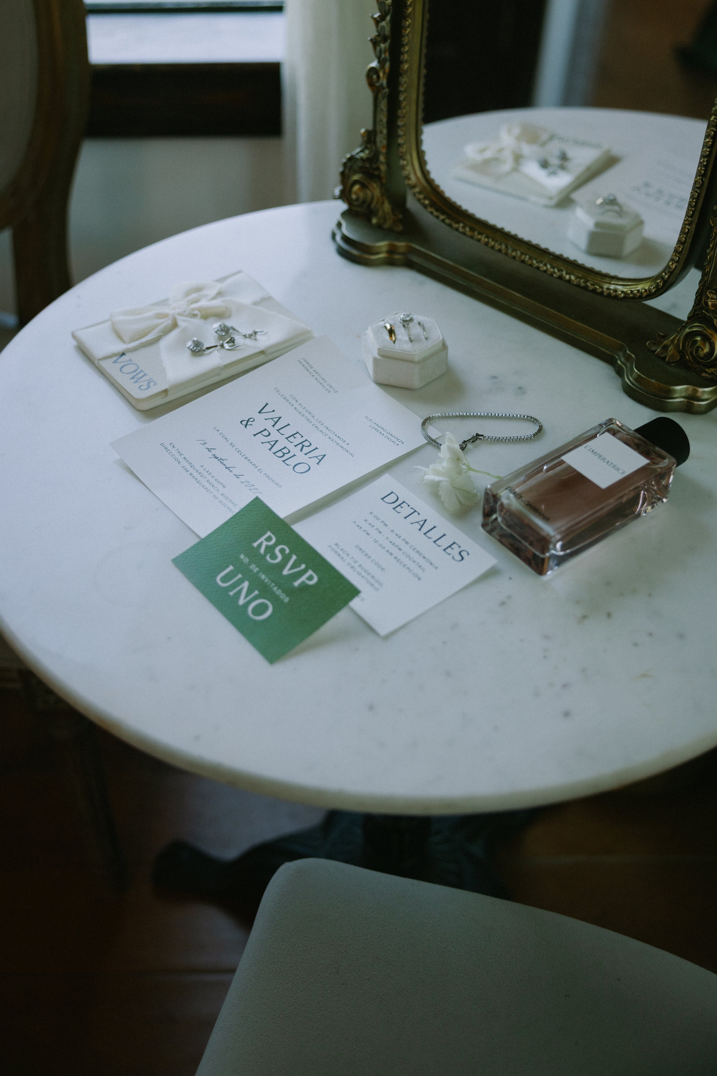 VALE & PABLO GETTING READY-40.jpg