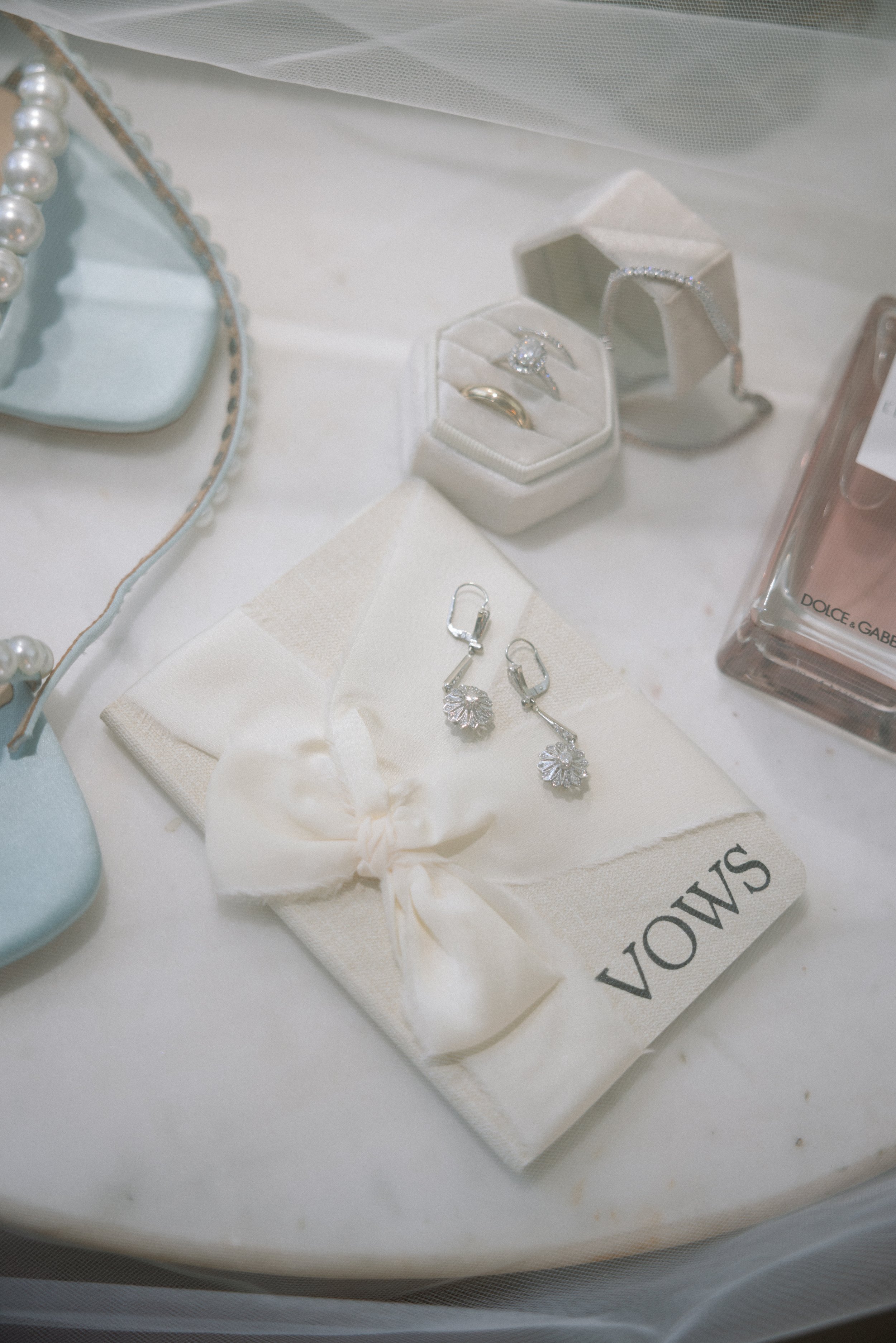 VALE & PABLO GETTING READY-24.jpg