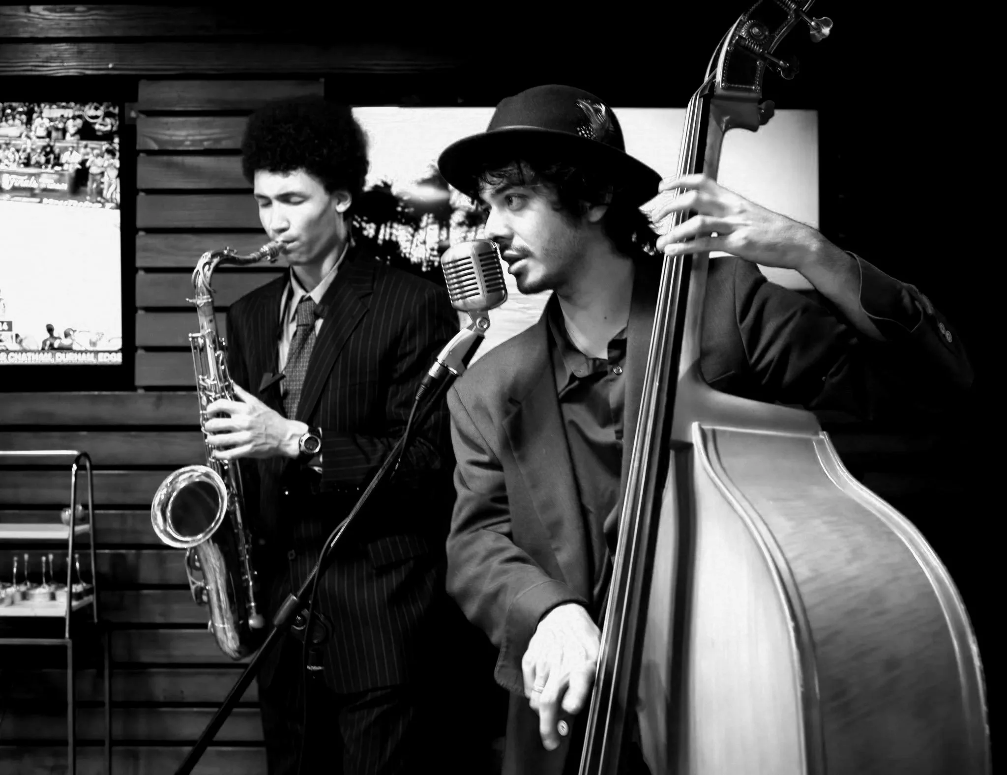 SOULFUL SUNDAY: ORION WEAVER • Soul Food + Live Jazz ($10)