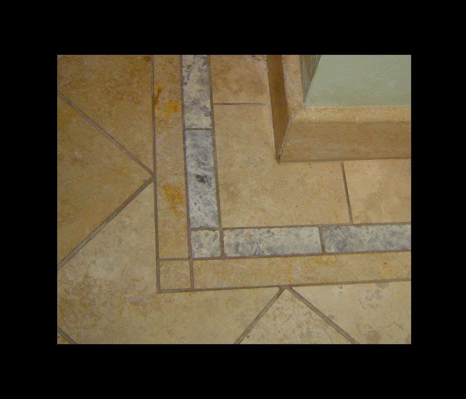 Travertine Floor Border.jpg