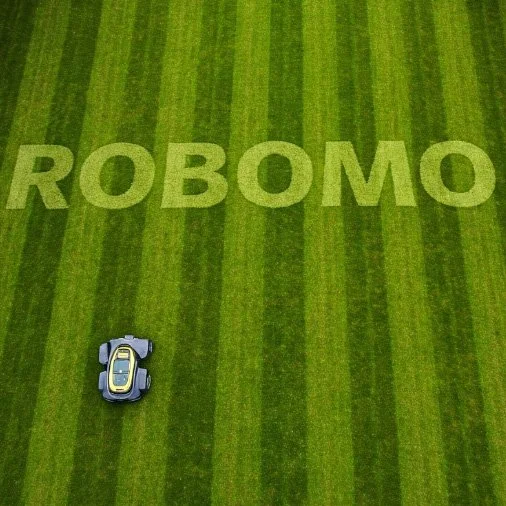 Custom Logo (SQUARE).jpg